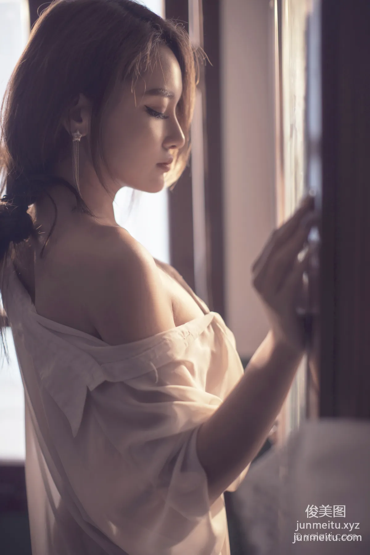 [YALAYI雅拉伊]2021.06.03 NO.803 若有思 梓楊 24