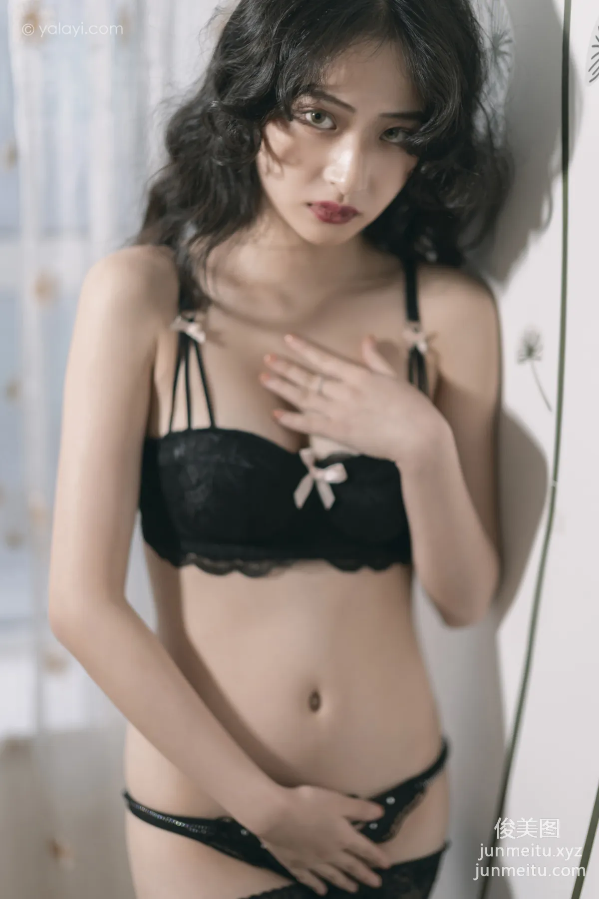 [YALAYI雅拉伊]2021.09.13 NO.842 黑蝴蝶 西子 17