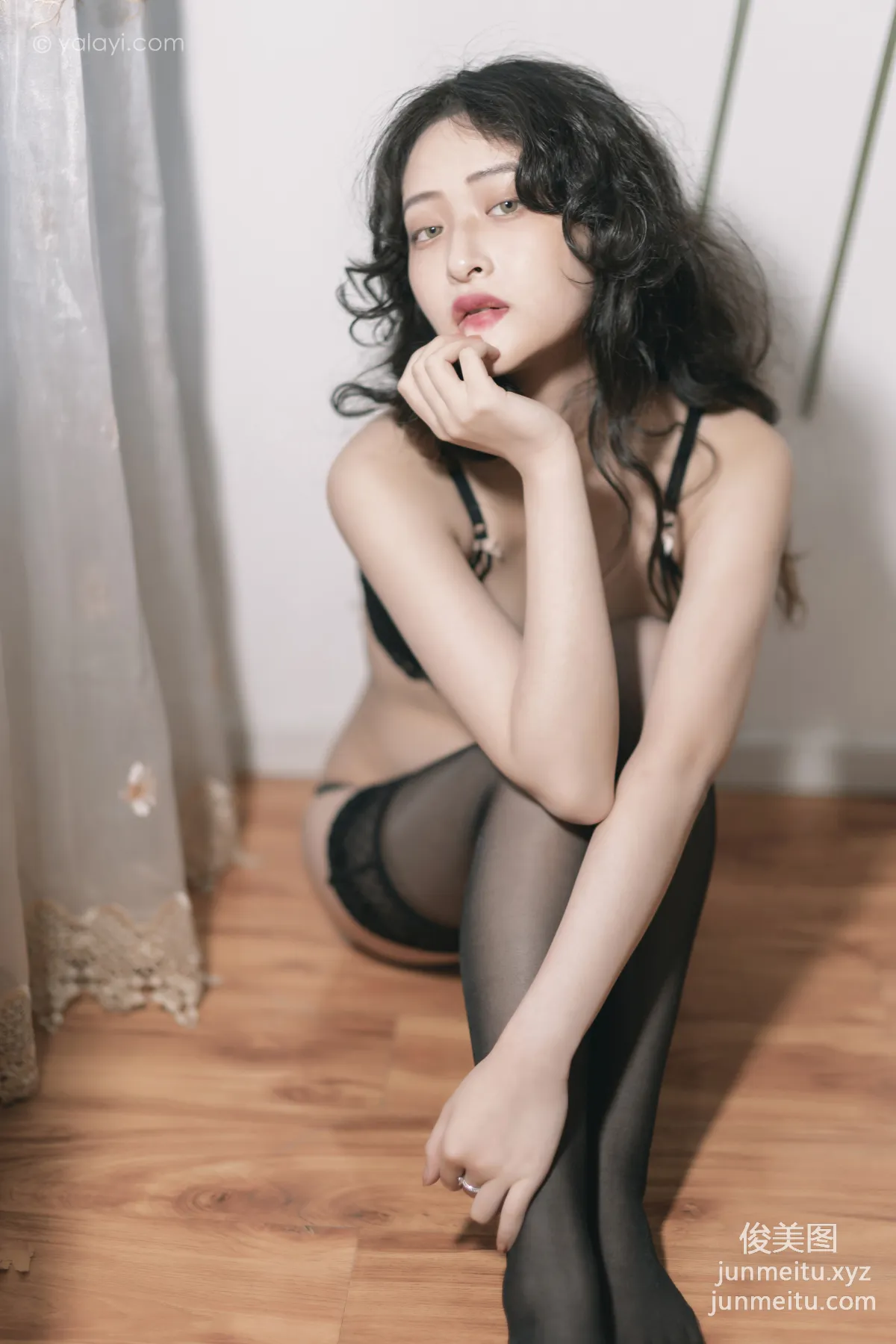 [YALAYI雅拉伊]2021.09.13 NO.842 黑蝴蝶 西子 30