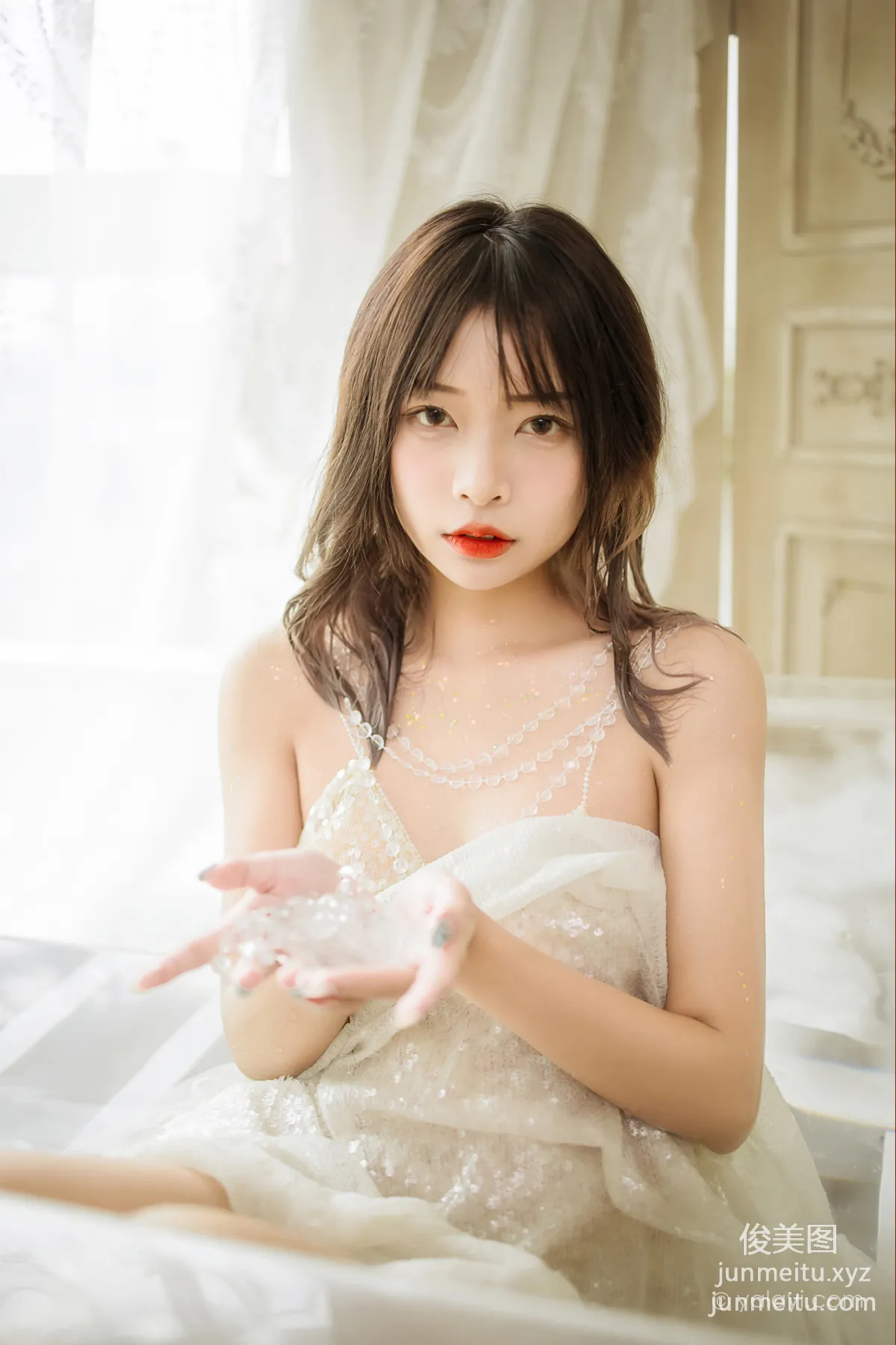 [YALAYI雅拉伊]2021.11.22 NO.868 水中白蓮 阿禾 37