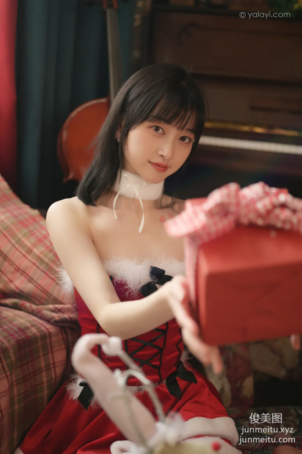 [YALAYI雅拉伊]2021.12.25 NO.882 平平安安 京京 7