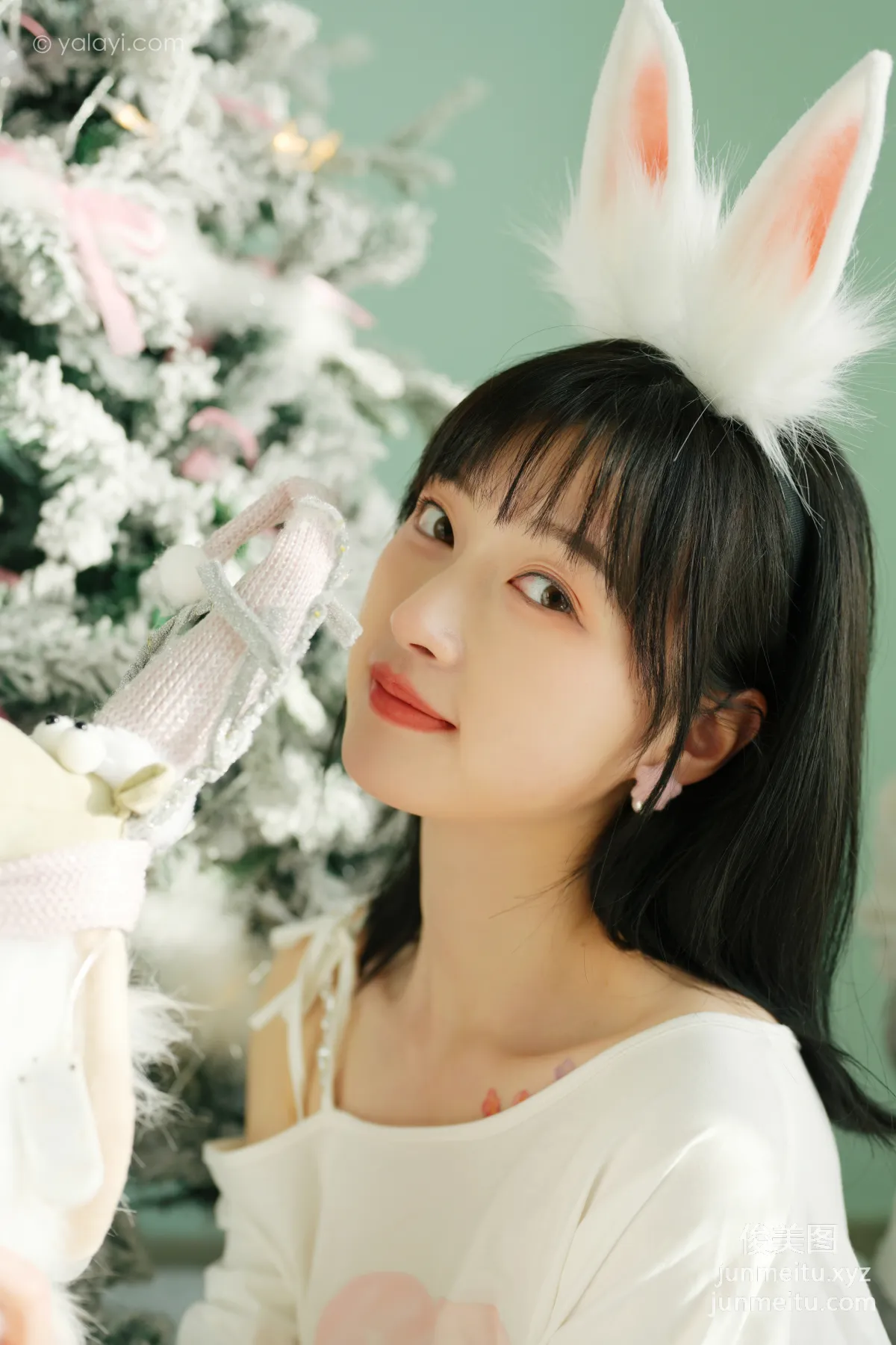[YALAYI雅拉伊]2021.12.31 NO.884 迎新 京京 15