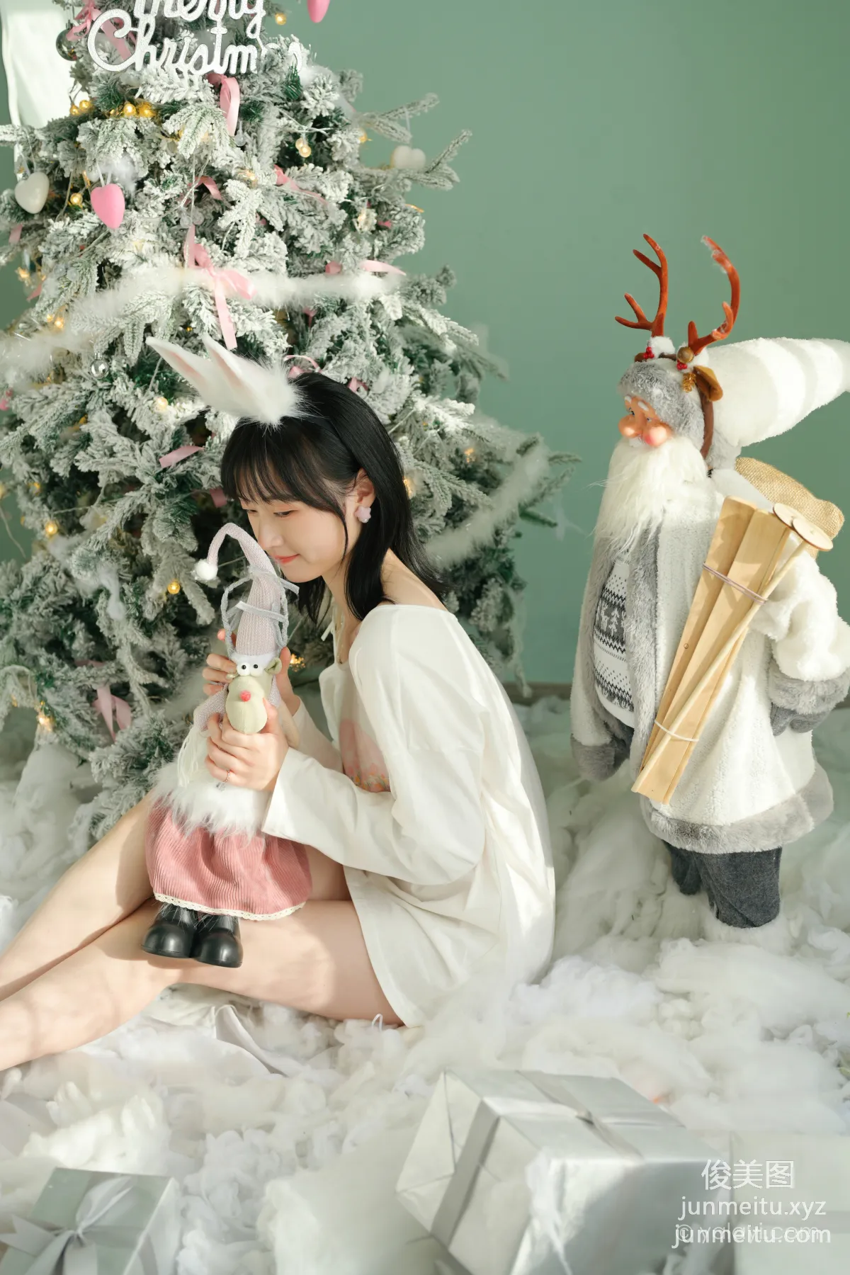 [YALAYI雅拉伊]2021.12.31 NO.884 迎新 京京 17