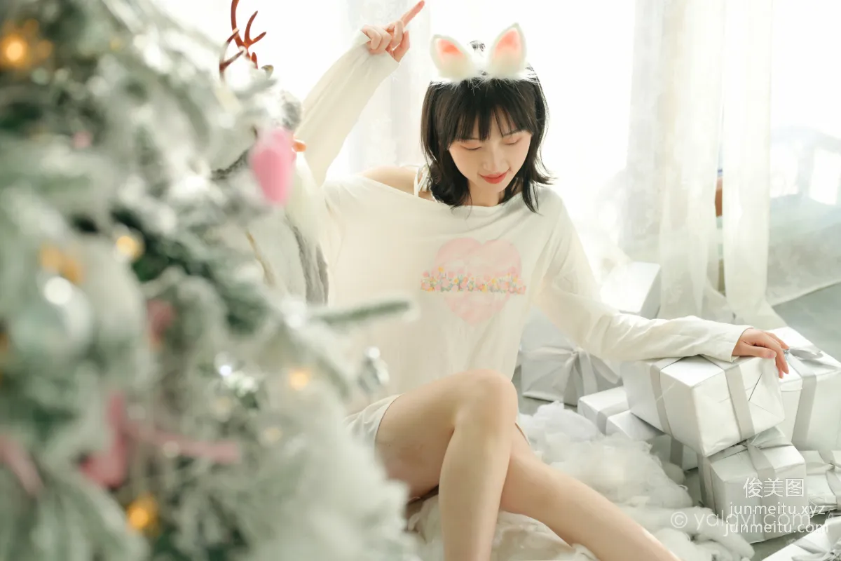 [YALAYI雅拉伊]2021.12.31 NO.884 迎新 京京 34