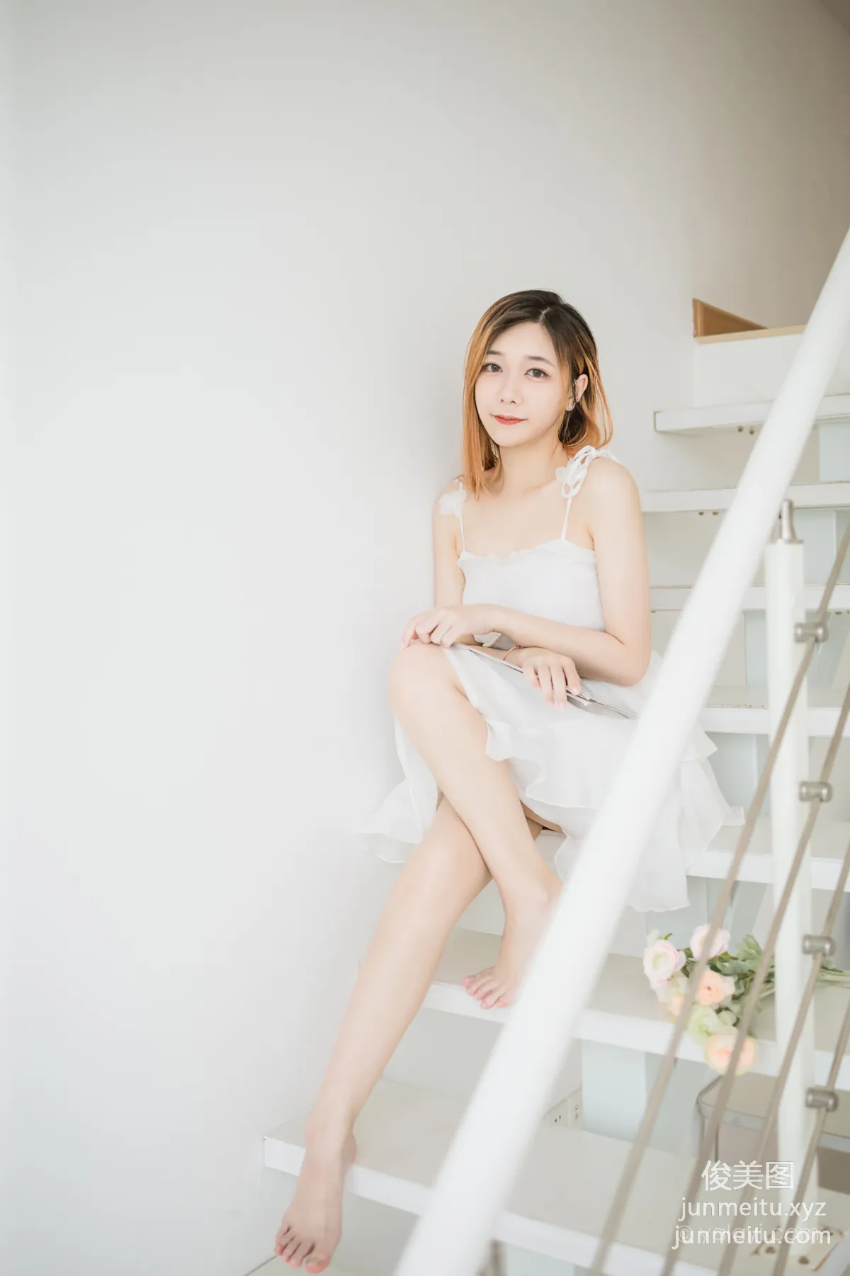 [YALAYI雅拉伊] 2022.12.03 NO.988 白衣麗人 夜夜 14