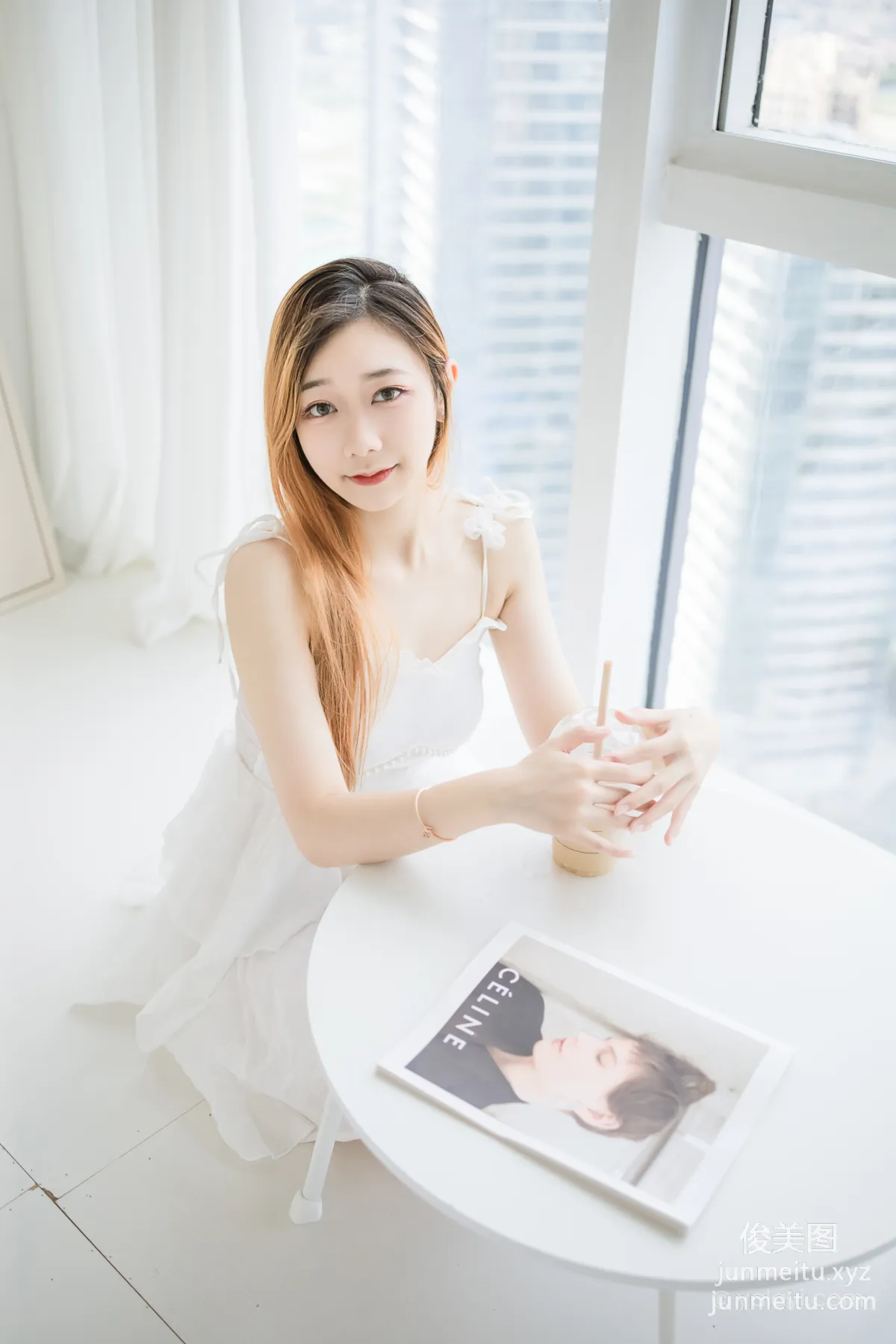 [YALAYI雅拉伊] 2022.12.03 NO.988 白衣麗人 夜夜 35