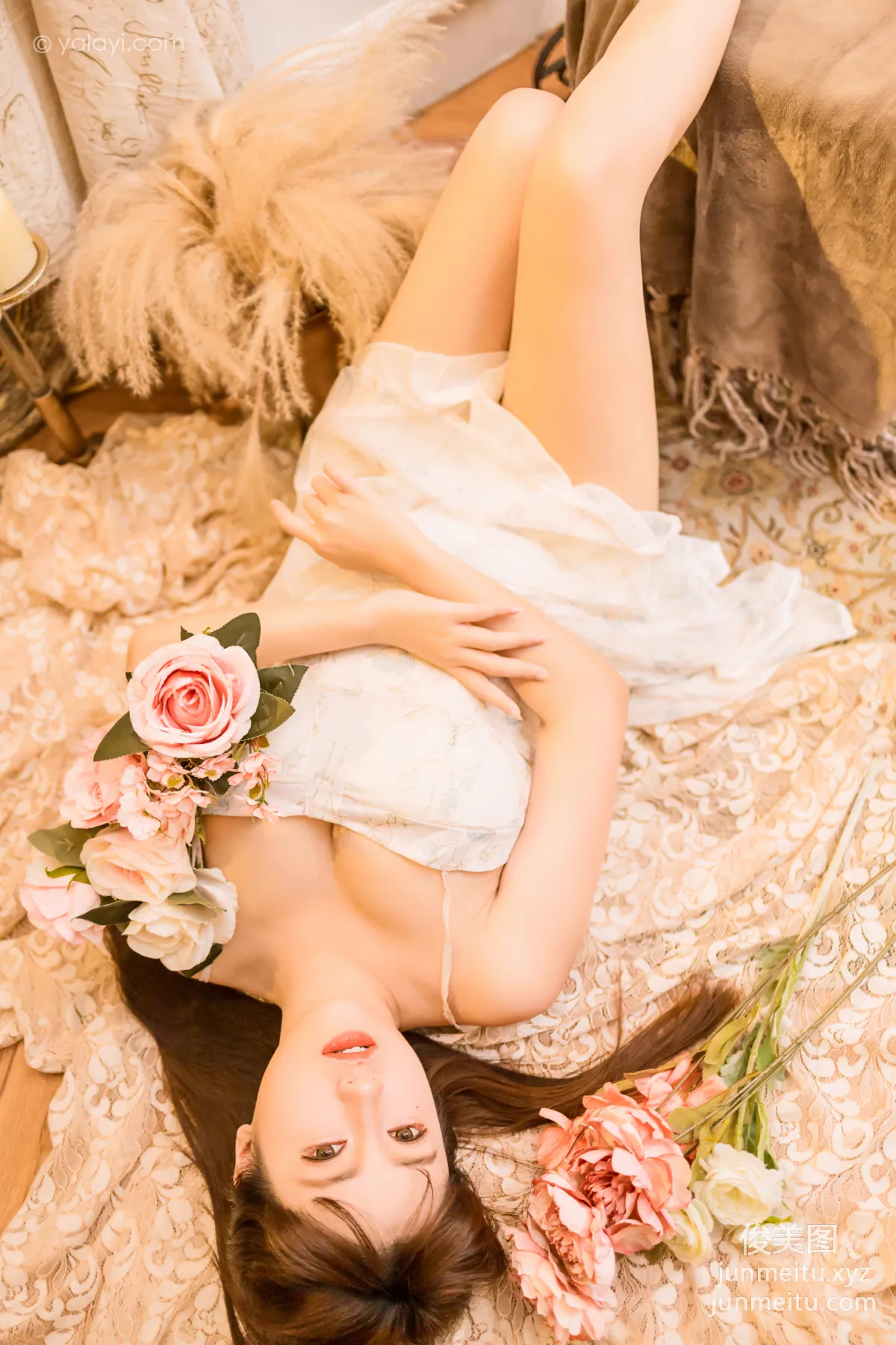 [YALAYI雅拉伊] 2022.12.23 NO.992 小小的世界 虞藝 36