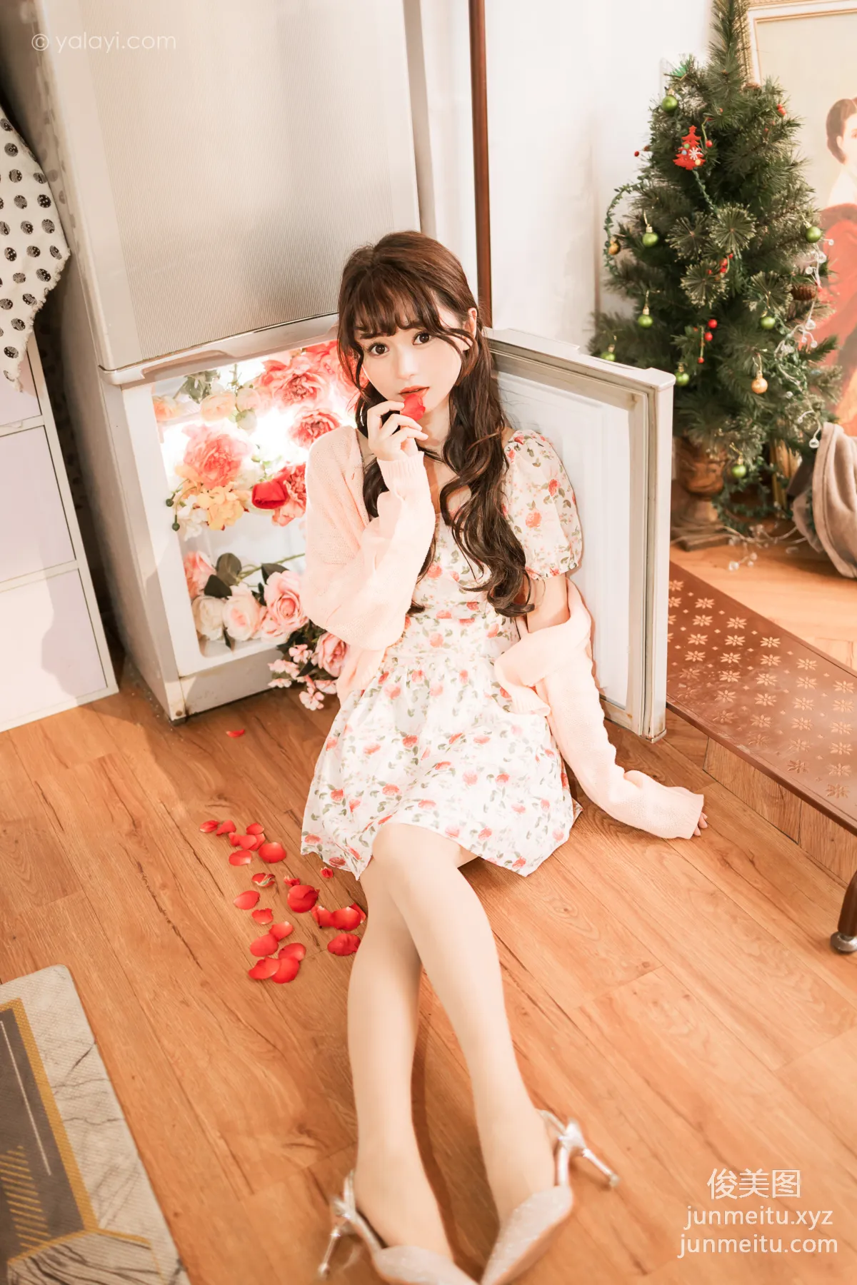 [YALAYI雅拉伊] 2023.01.14 NO.998 第一眼就喜歡上你 小亭 18