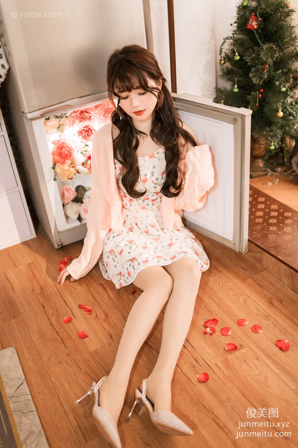 [YALAYI雅拉伊] 2023.01.14 NO.998 第一眼就喜歡上你 小亭 35