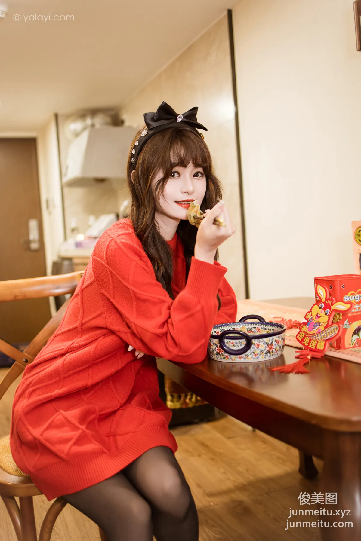 [YALAYI雅拉伊] 2023.01.19 NO.1000 穿上你送的紅毛衣 小亭 24