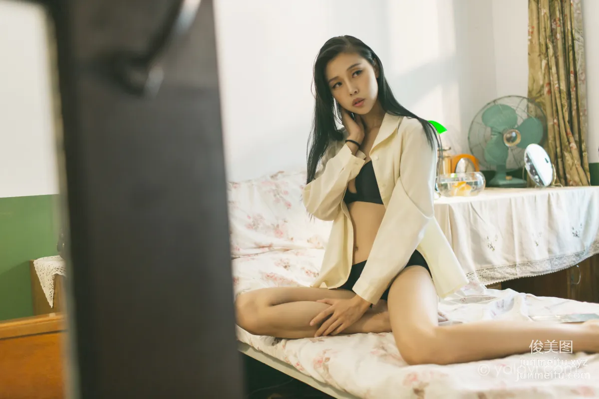 [YALAYI雅拉伊] 2023.03.01 NO.1011 白襯衣女神 圖雅 28