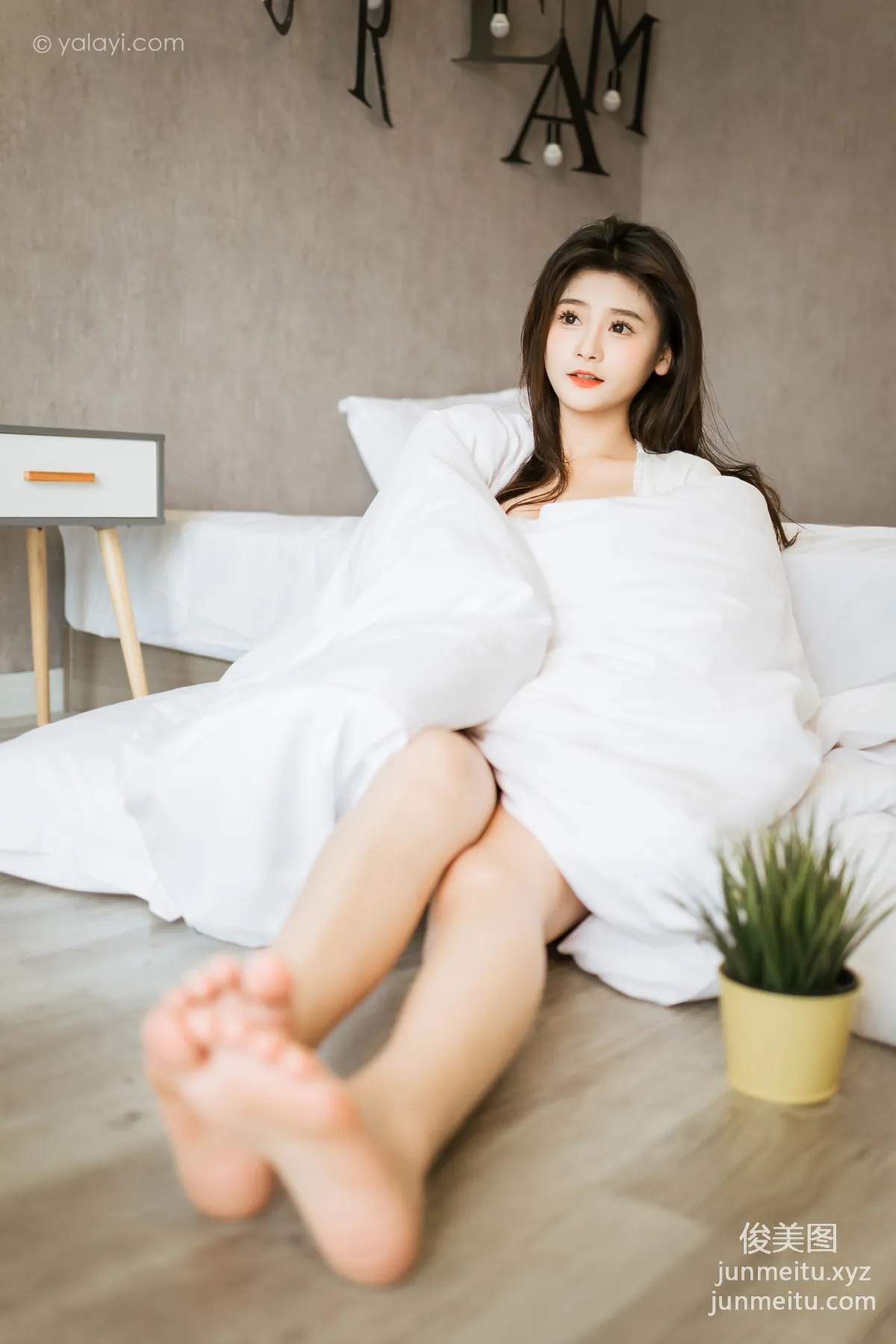 [YALAYI雅拉伊] 2023.03.27 NO.1017 超甜小日常 若婷 25