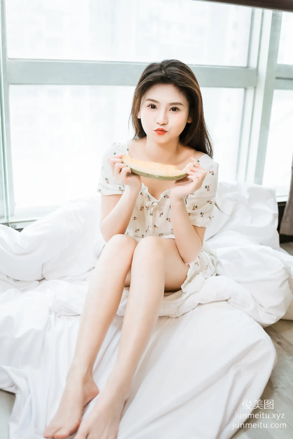 [YALAYI雅拉伊] 2023.05.02 NO.1028 請你吃瓜 若婷 24