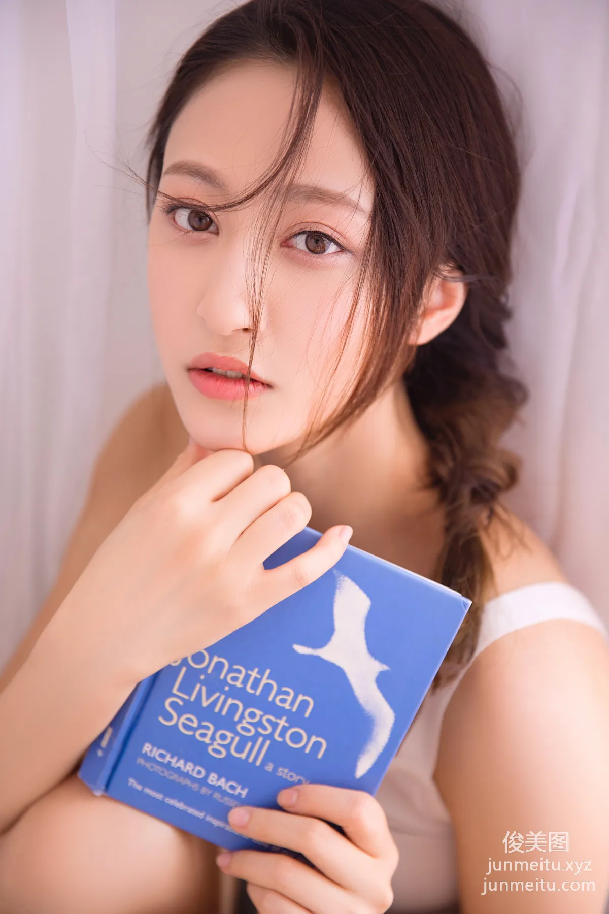 [YALAYI雅拉伊] 2023.07.26 NO.1051 眼裡花影 4