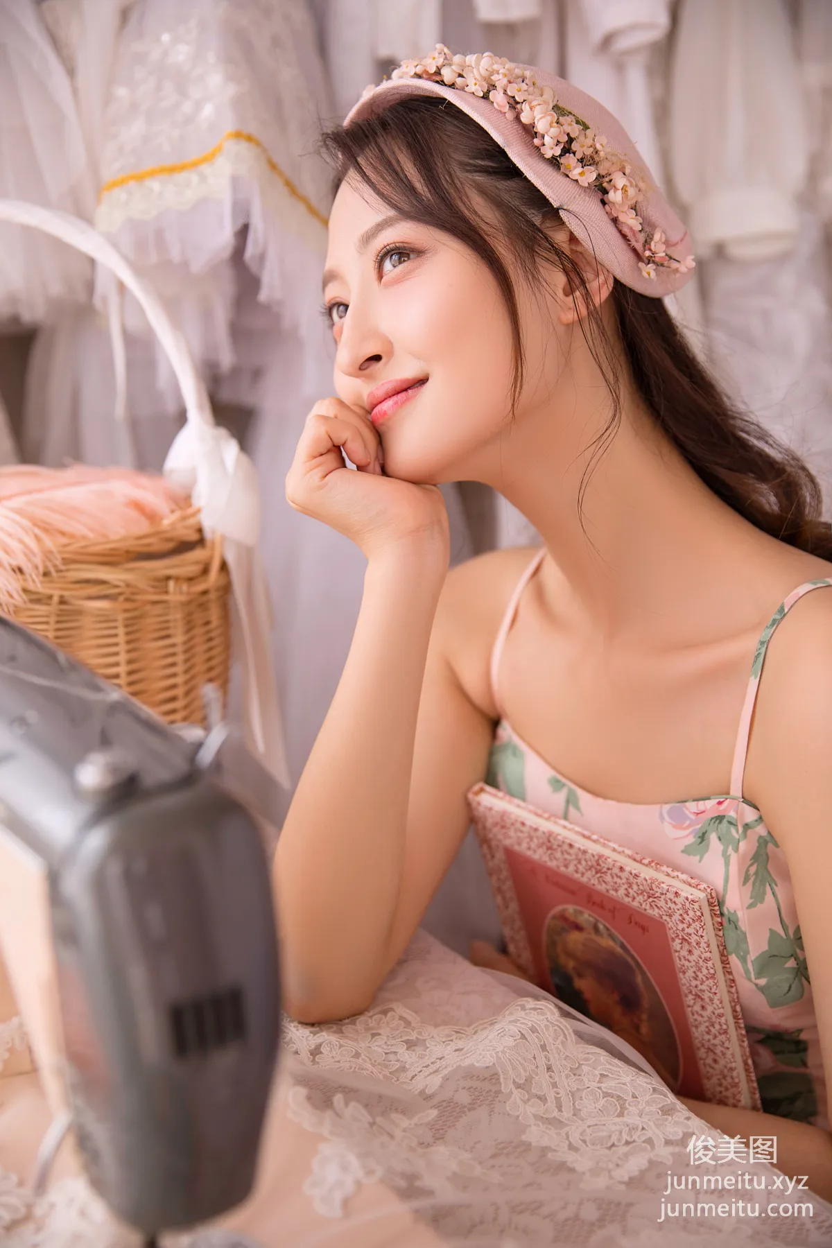 [YALAYI雅拉伊] 2023.07.26 NO.1051 眼裡花影 12