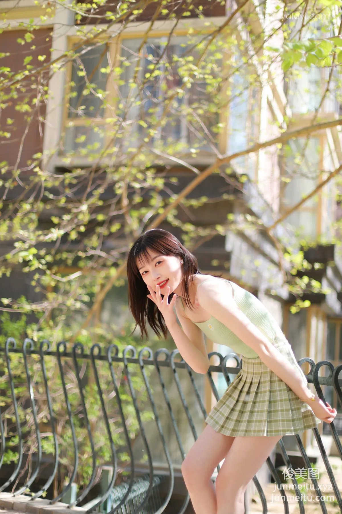 [YALAYI雅拉伊]2022.04.23 NO.924 春柔 京京 16