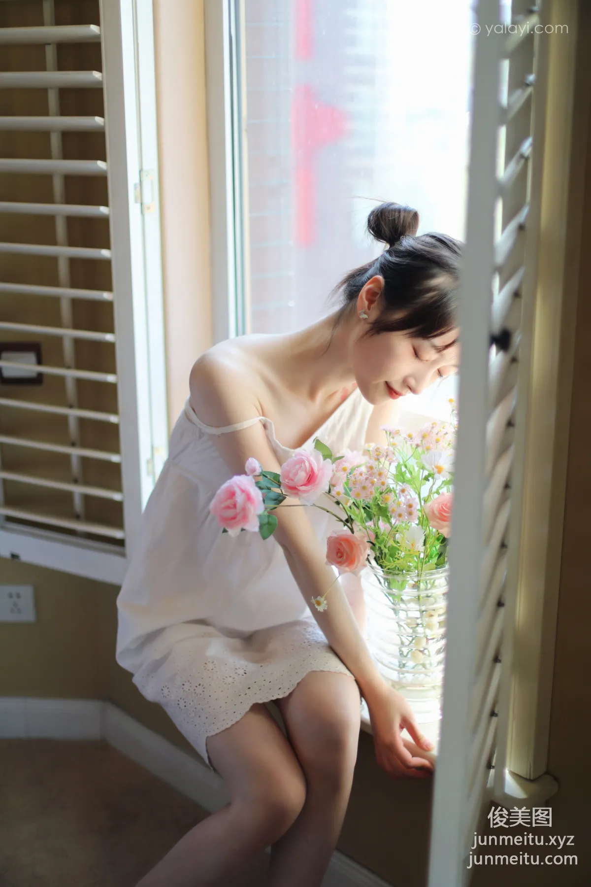 [YALAYI雅拉伊]2022.05.11 NO.931 光影零亂 京京 19
