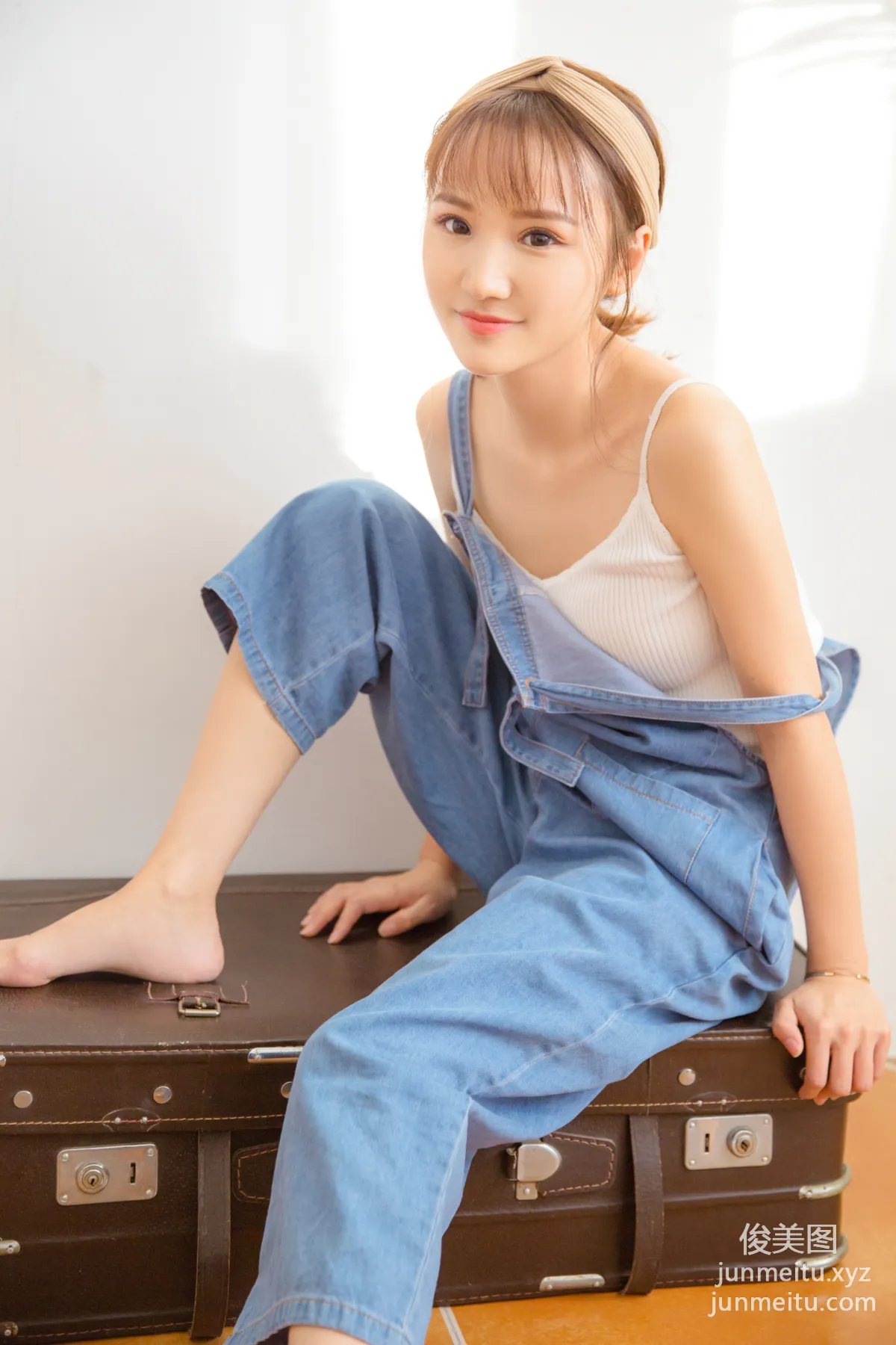 [YALAYI雅拉伊]2022.05.20 1061 飒爽女生 20