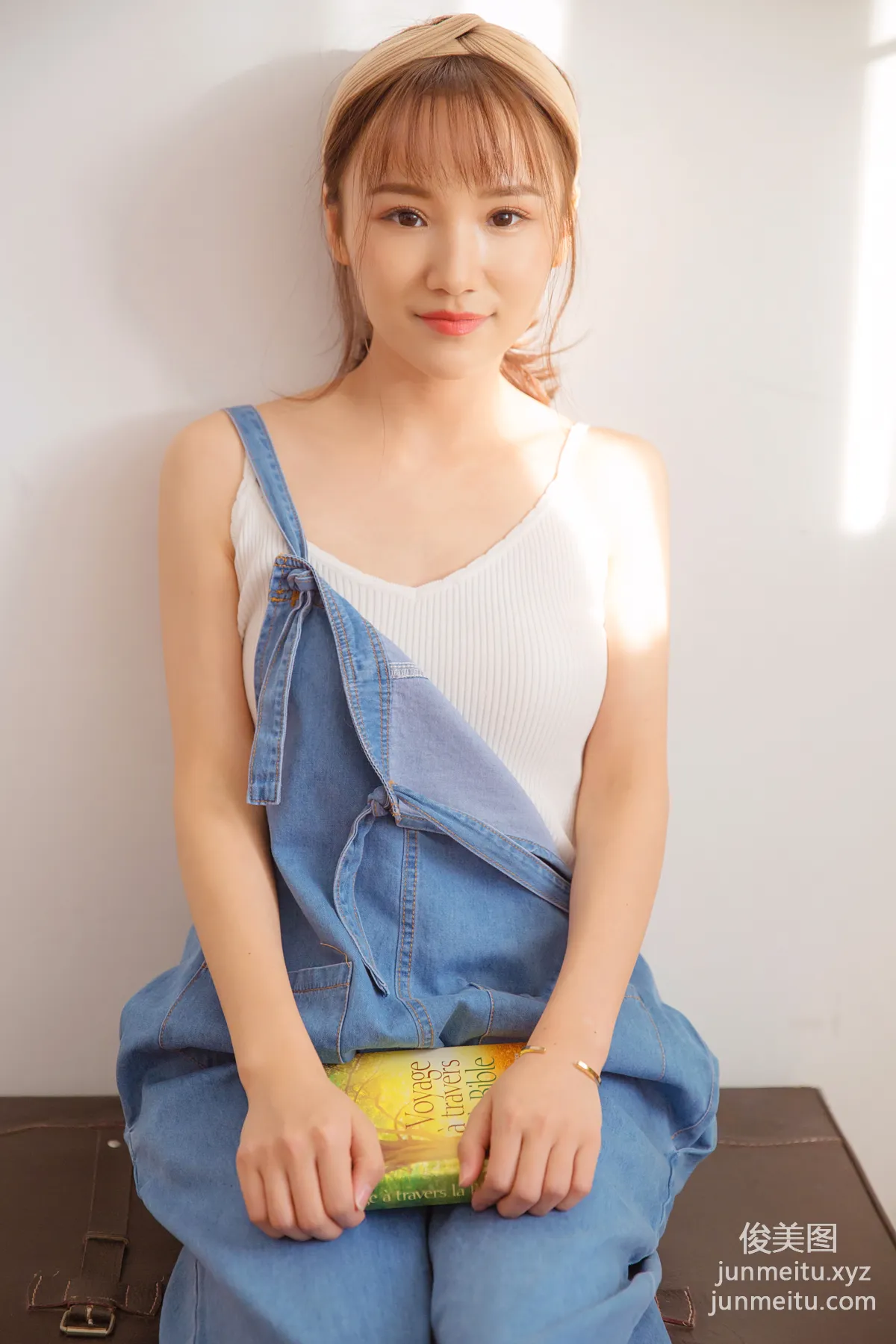 [YALAYI雅拉伊]2022.05.20 1061 飒爽女生 22