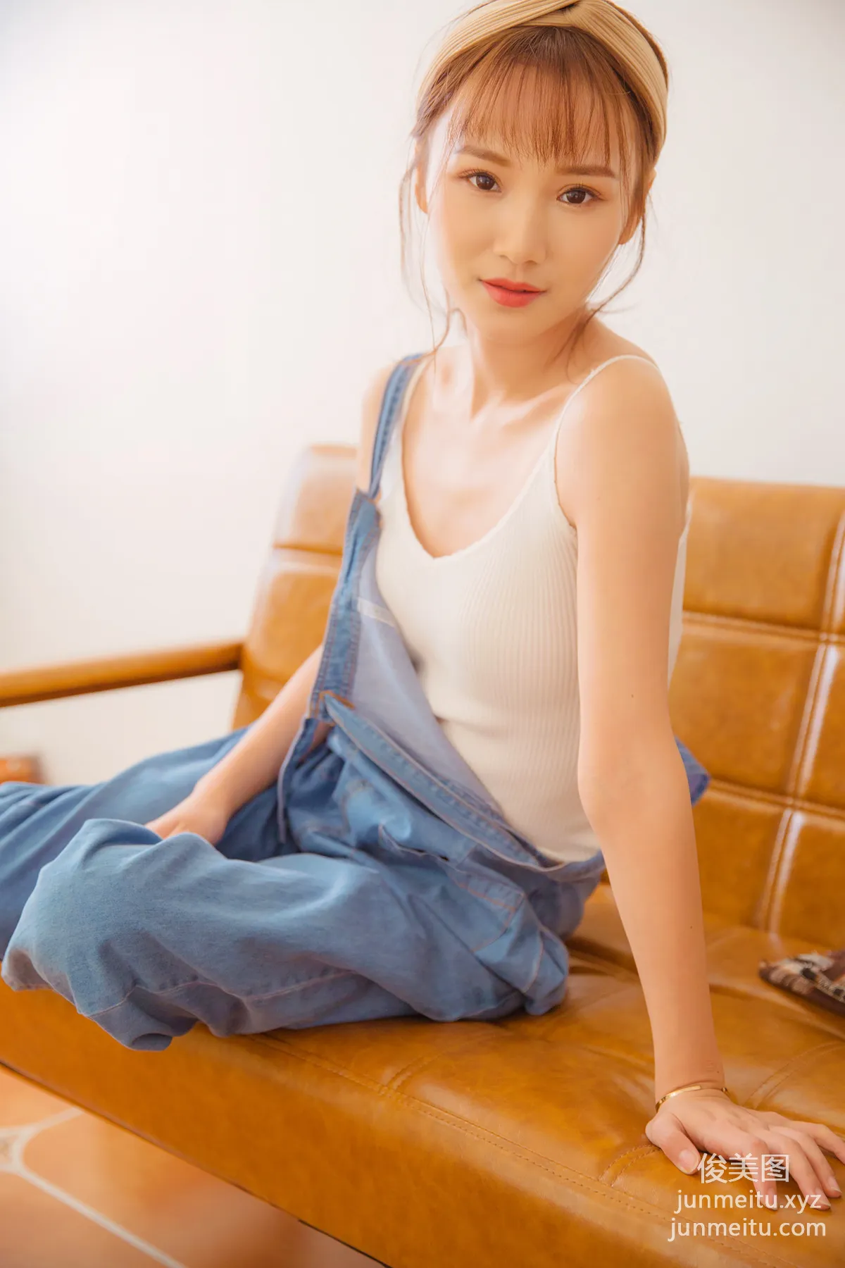 [YALAYI雅拉伊]2022.05.20 1061 飒爽女生 24