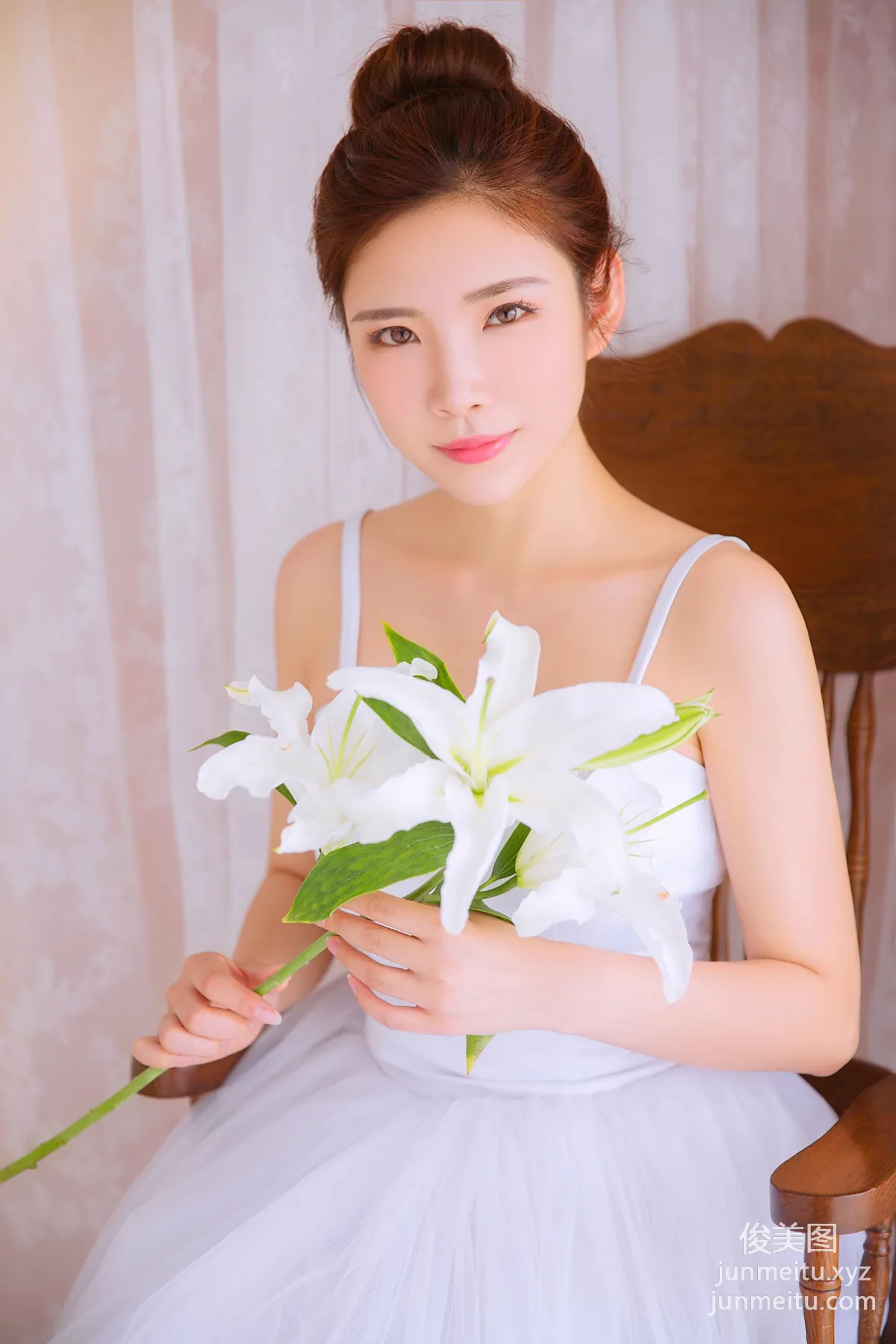 [YALAYI雅拉伊]2022.06.18 NO.945 風儀玉立 23