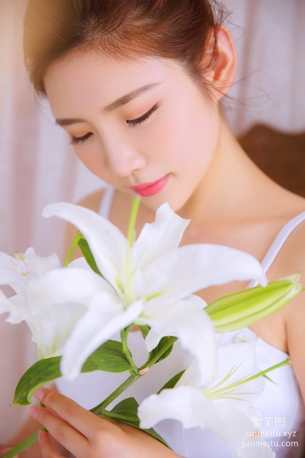 [YALAYI雅拉伊]2022.06.18 NO.945 風儀玉立 24