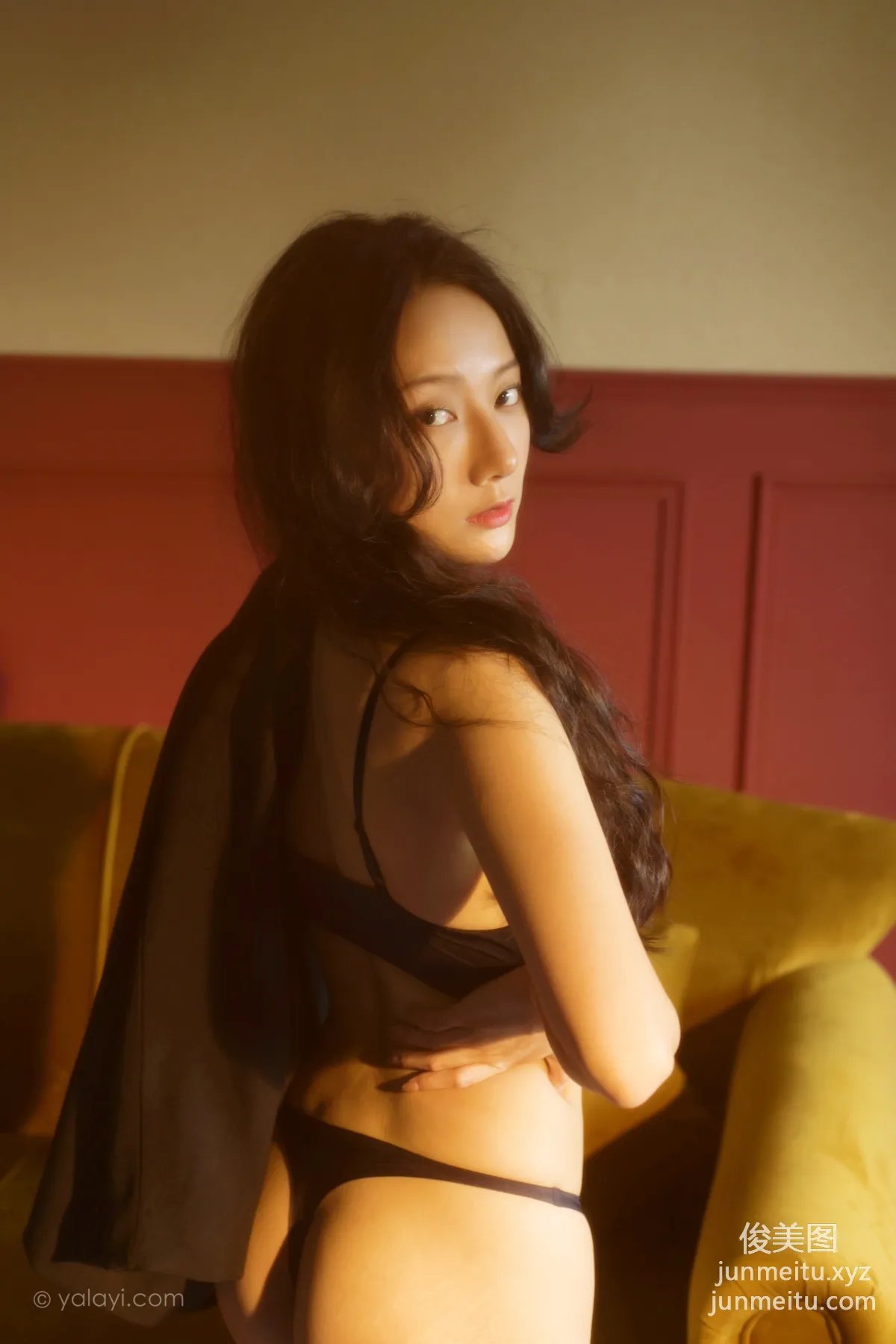 [YALAYI雅拉伊]2022.06.23 NO.947 人生寂寞 何嘉穎 11