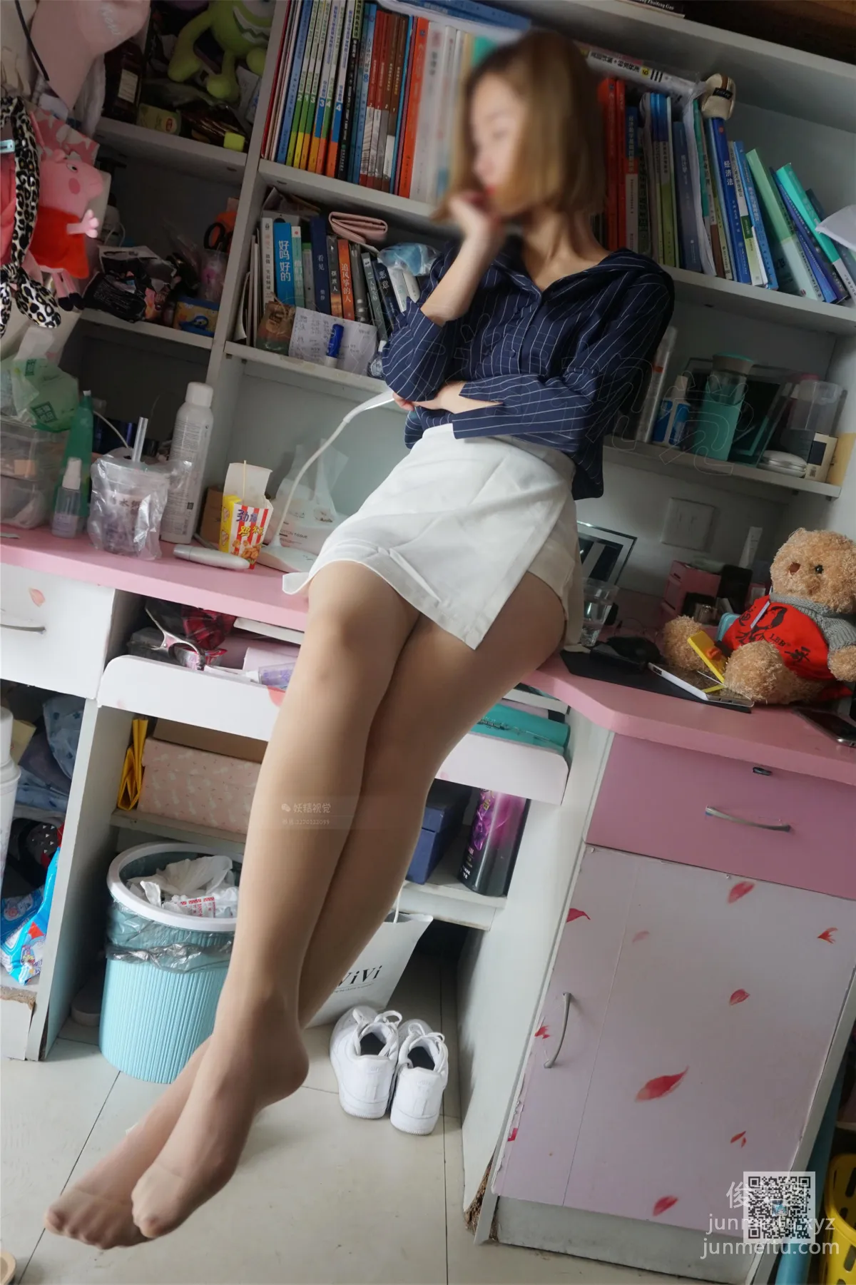 妖精視覺 NO.048 小璇 職業裝絲襪 [71P] 71