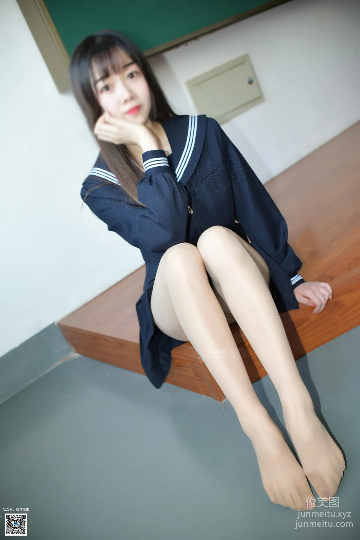 妖精視覺 NO.142 小雪 遇見學妹的絲襪 [64P] 15