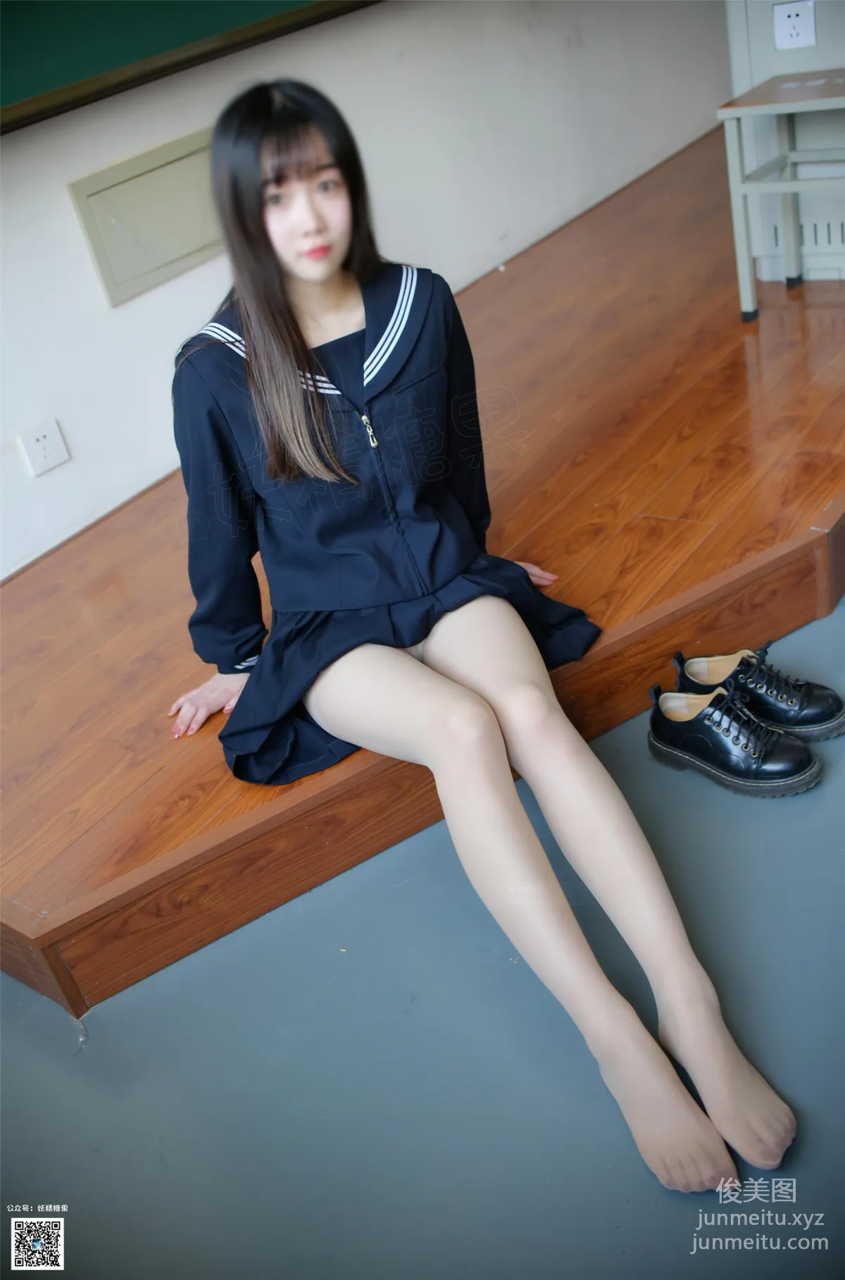 妖精視覺 NO.142 小雪 遇見學妹的絲襪 [64P] 28