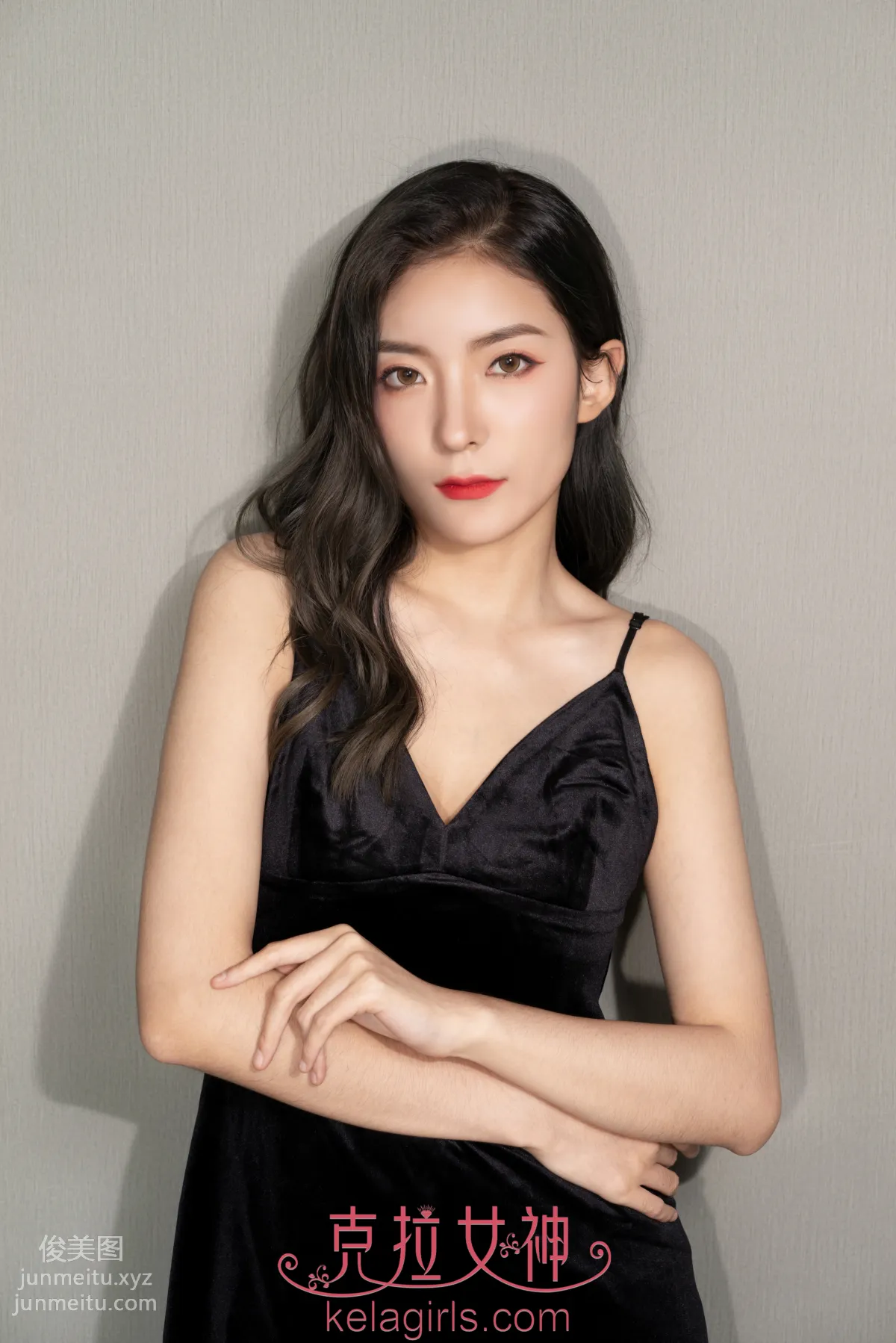 [KeLaGirls克拉女神] 2019.06.28《名媛赤足》蘇展 33