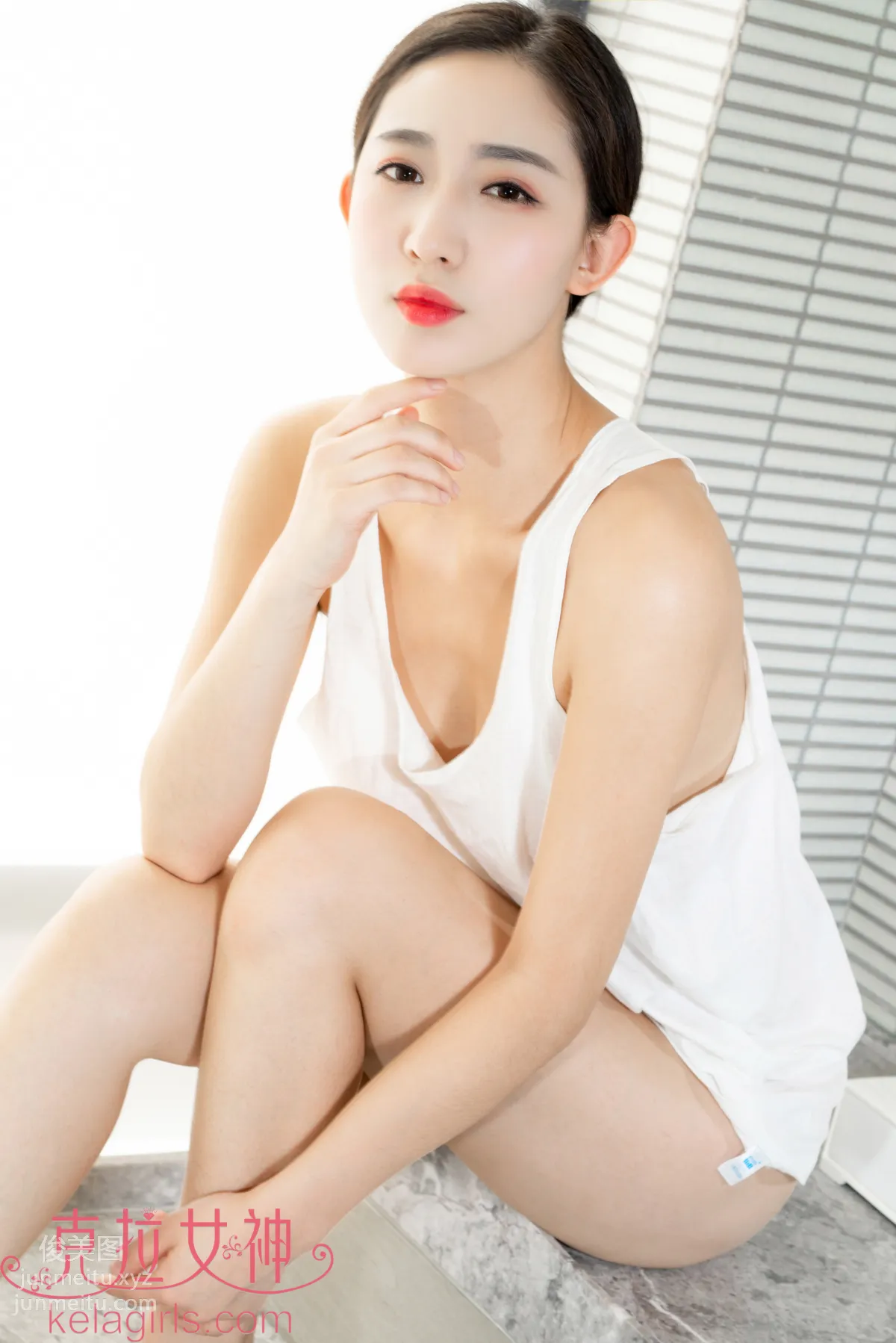 [KeLaGirls克拉女神] 2019.07.29《寬松白背心》姜璐 11