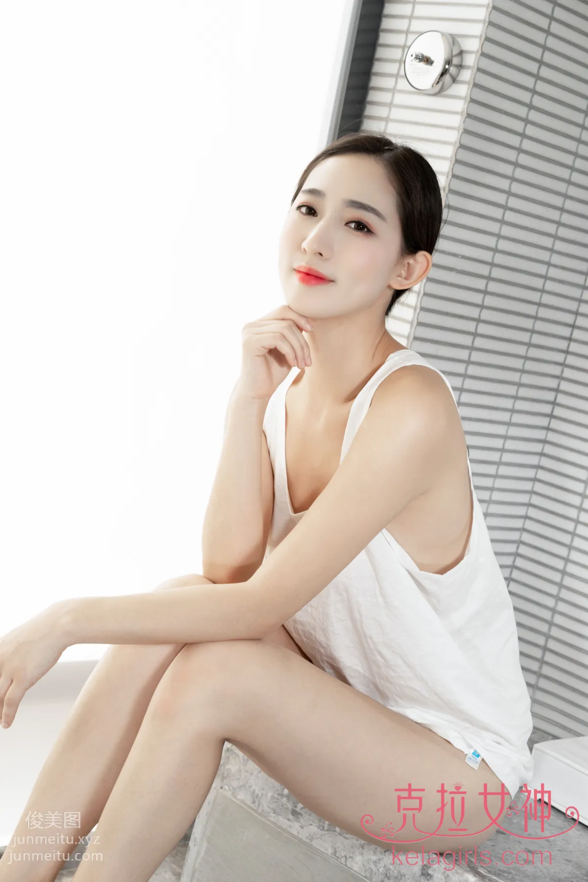 [KeLaGirls克拉女神] 2019.07.29《寬松白背心》姜璐 5