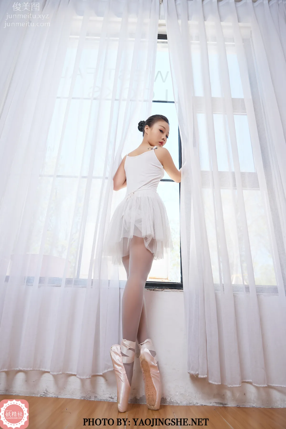 [FAIRY CLUB妖精社] 2020.07.20 T2020《白紗裙劈叉》柒子-極品無内絲T系列 6