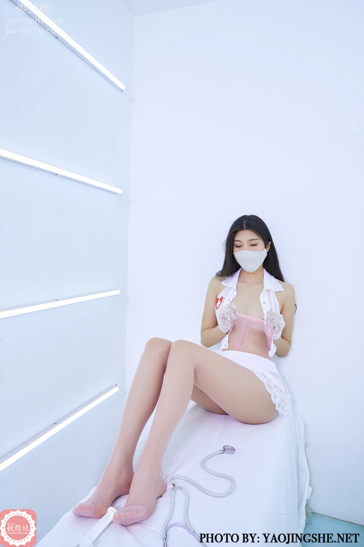 [FAIRY CLUB妖精社] 2020.08.05 T2024《小護士》蘇偉-極品無内絲T系列 15