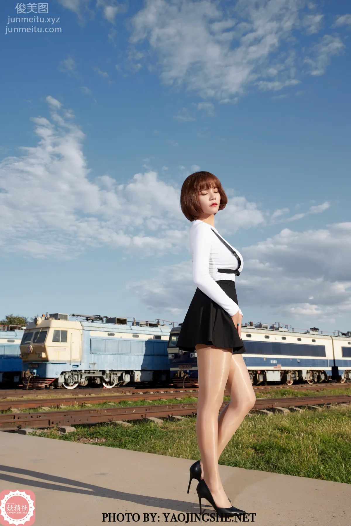 [FAIRY CLUB妖精社] 2020.11.28 T2042《逆光車站》唐飛飛-極品無内絲T系列 16