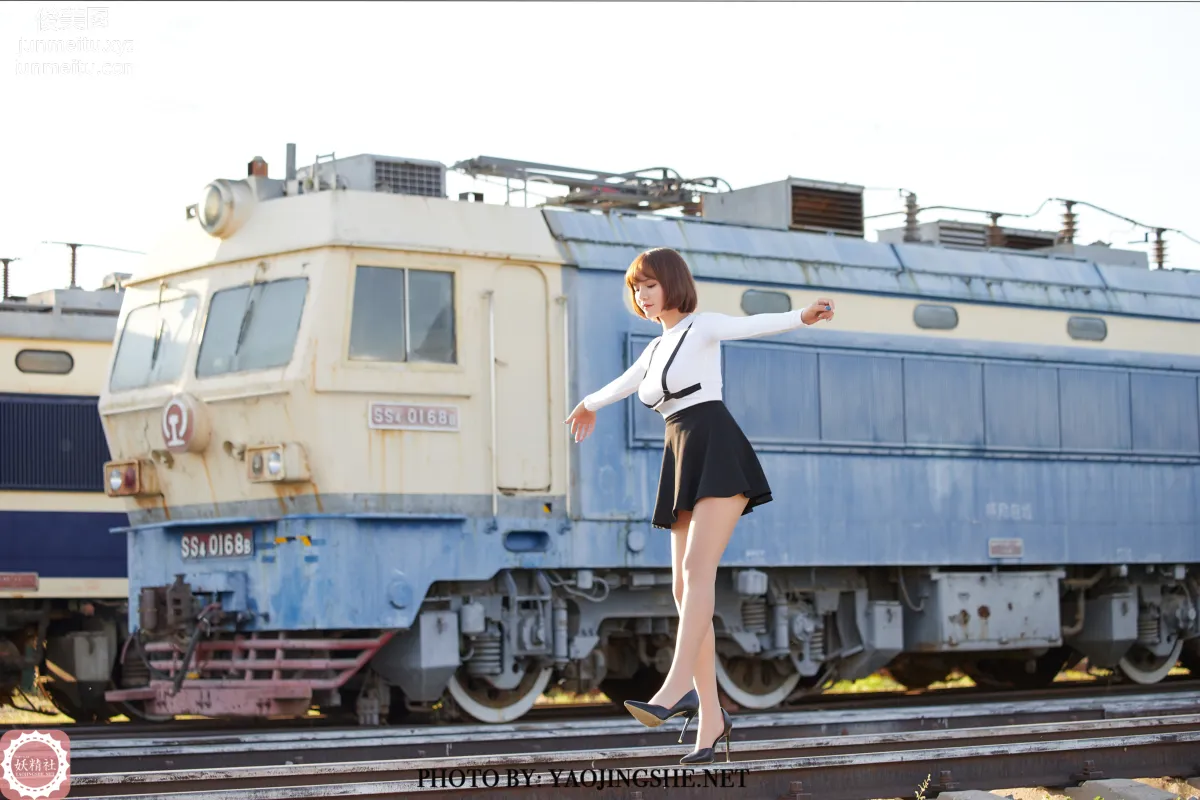 [FAIRY CLUB妖精社] 2020.11.28 T2042《逆光車站》唐飛飛-極品無内絲T系列 32