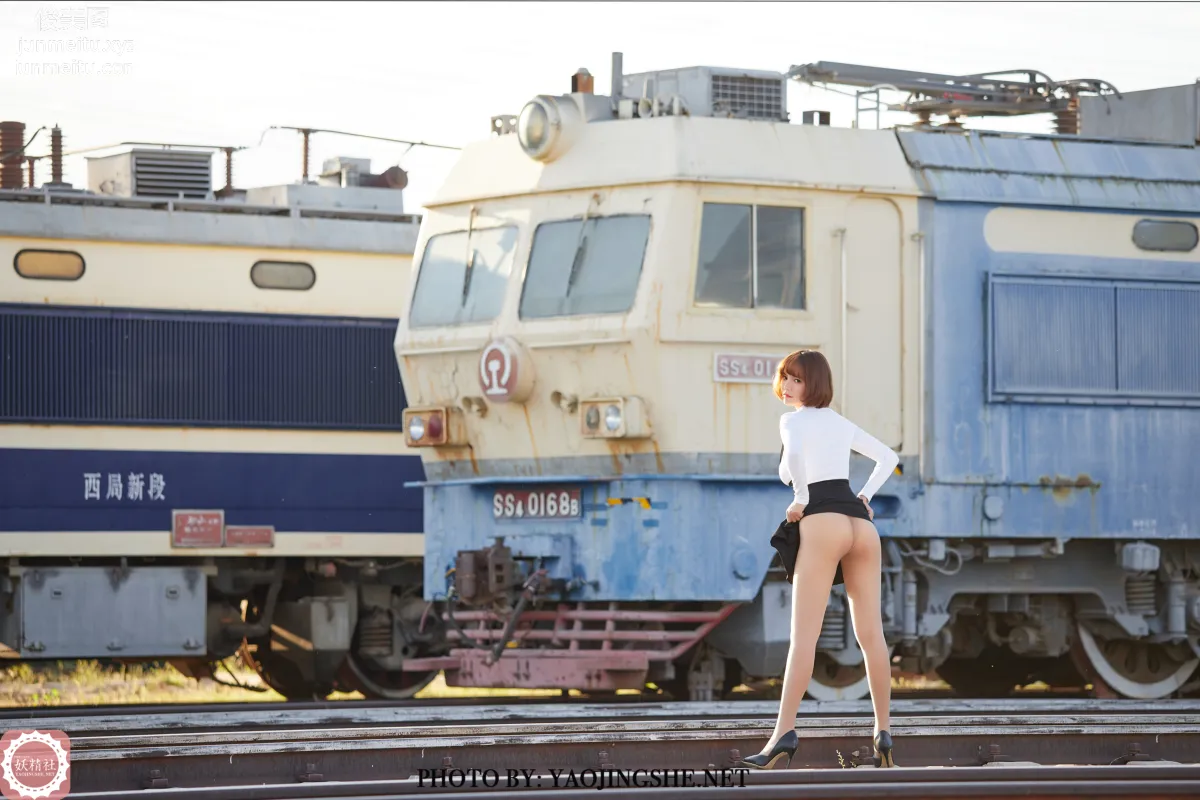 [FAIRY CLUB妖精社] 2020.11.28 T2042《逆光車站》唐飛飛-極品無内絲T系列 40