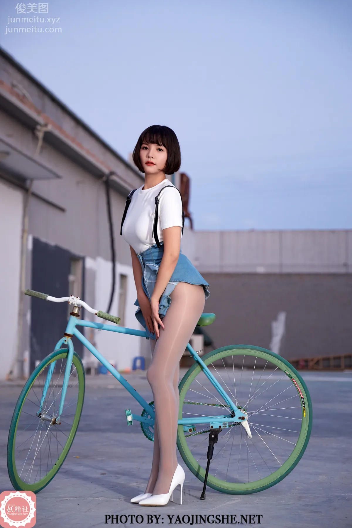 [FAIRY CLUB妖精社] 2020.12.07 T2043《回家路上》唐飛飛-極品無内絲T系列 30