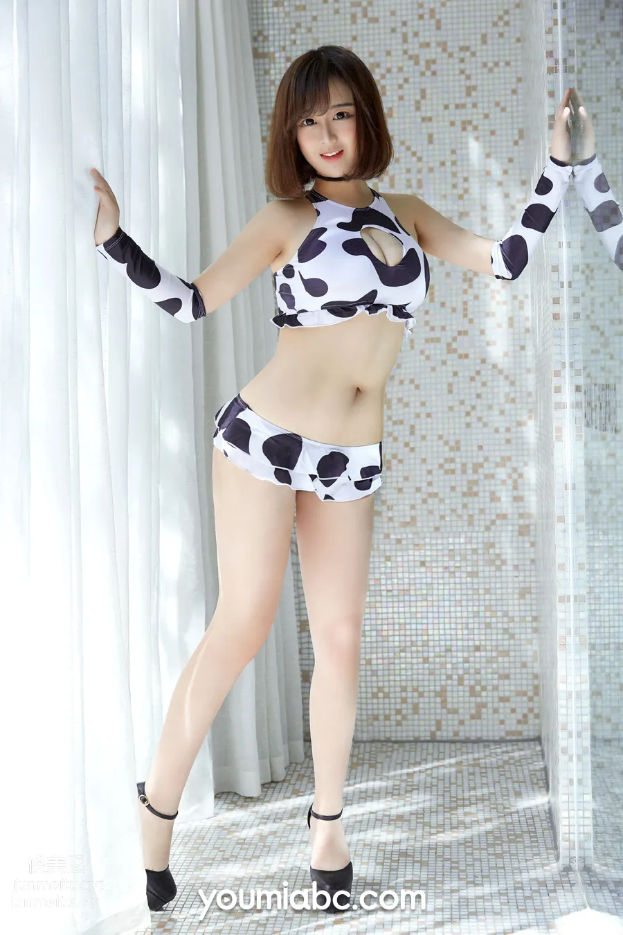 [YouMi尤蜜]2019.07.09 奶牛萌妹 合法蘿莉[39P] 2