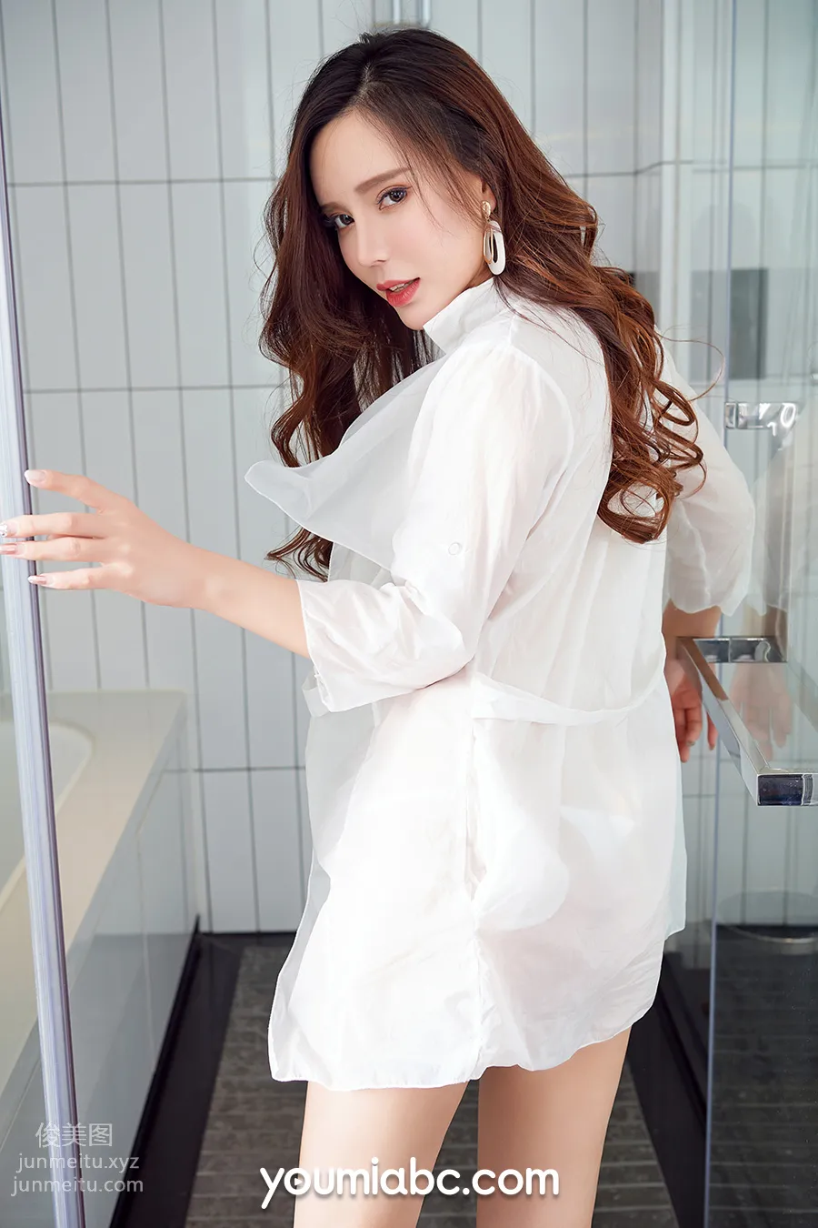 [YouMi尤蜜]2019.12.22 浴室調情 艾小青[32P] 2