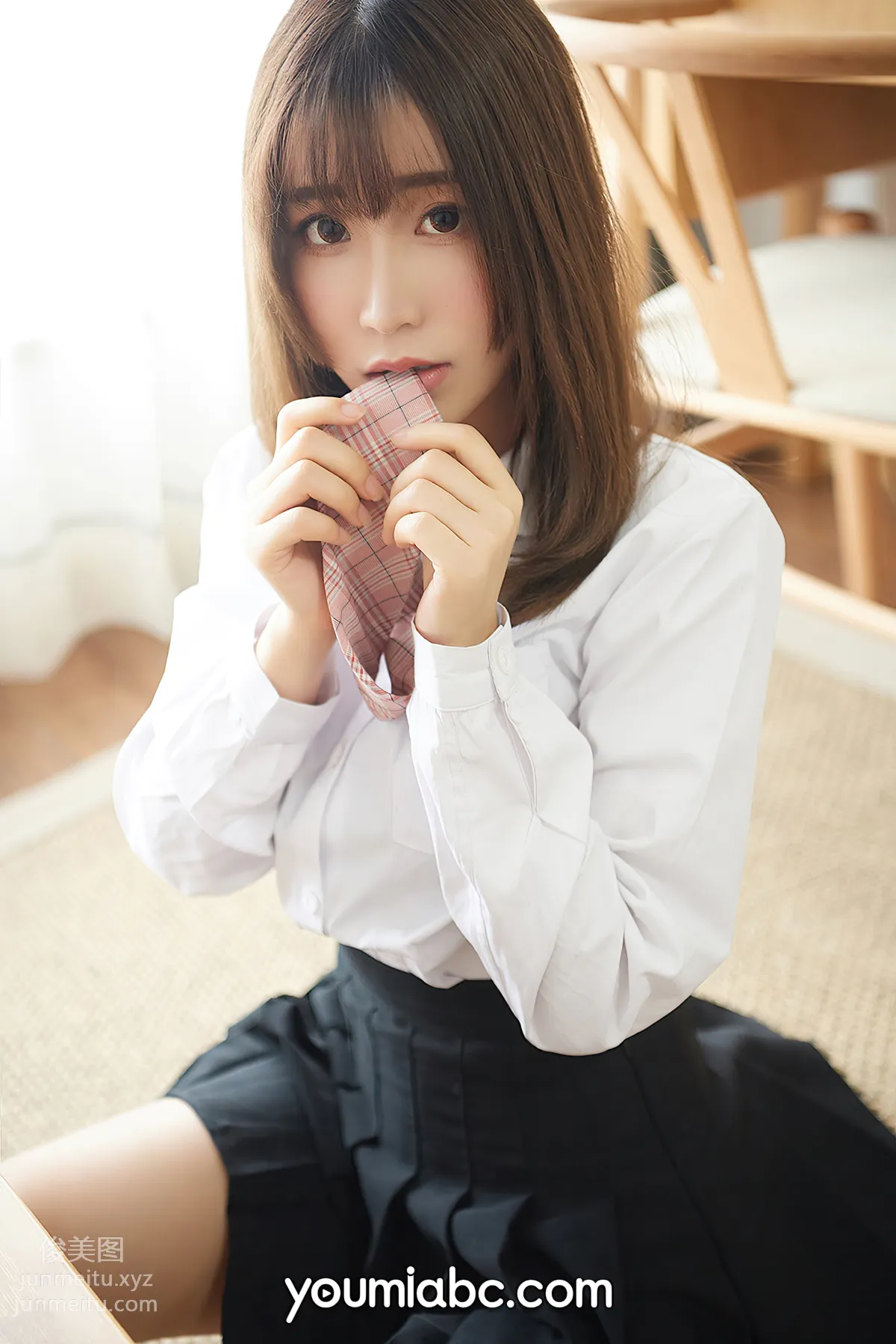 [YouMi尤蜜]2020.05.03 學生妹の制服誘惑 绯月櫻-Cherry[50P] 10