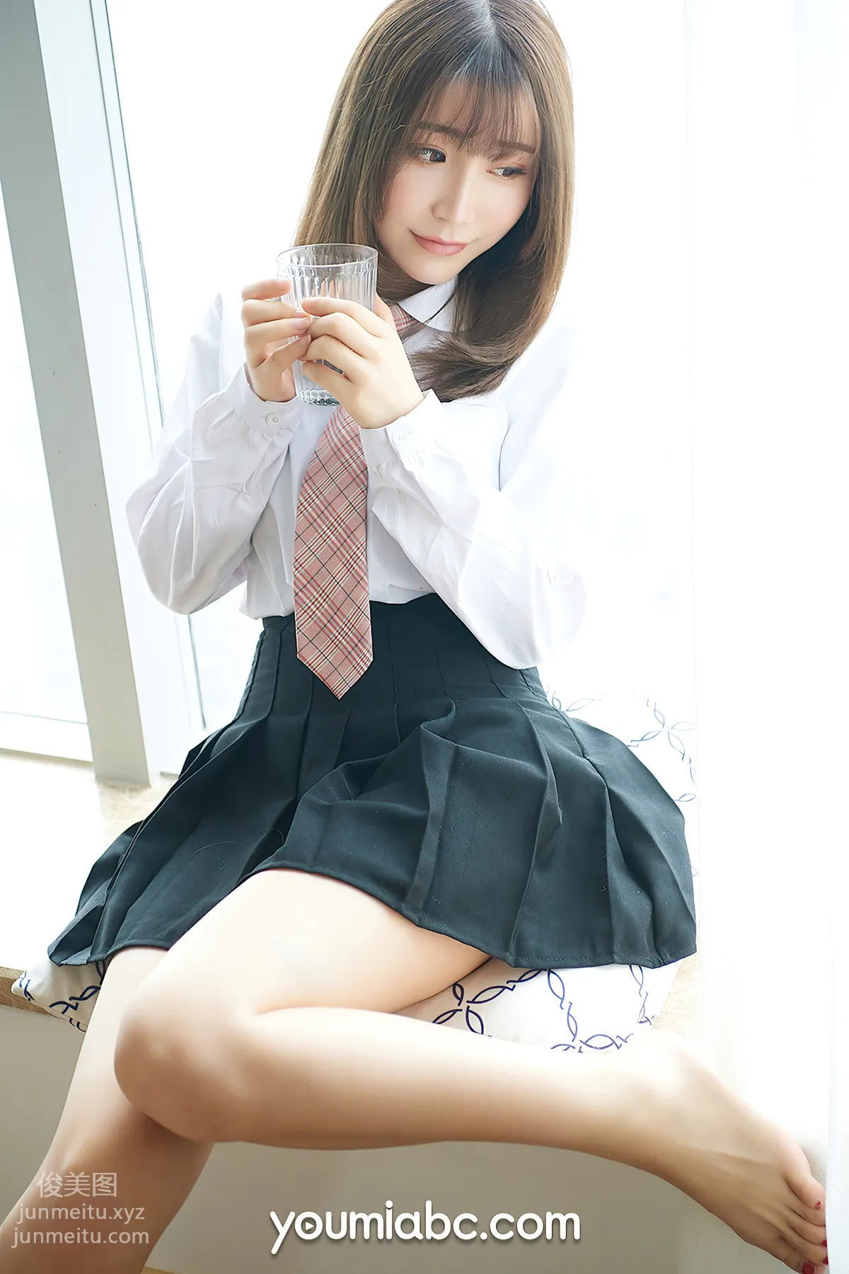 [YouMi尤蜜]2020.05.03 學生妹の制服誘惑 绯月櫻-Cherry[50P] 17
