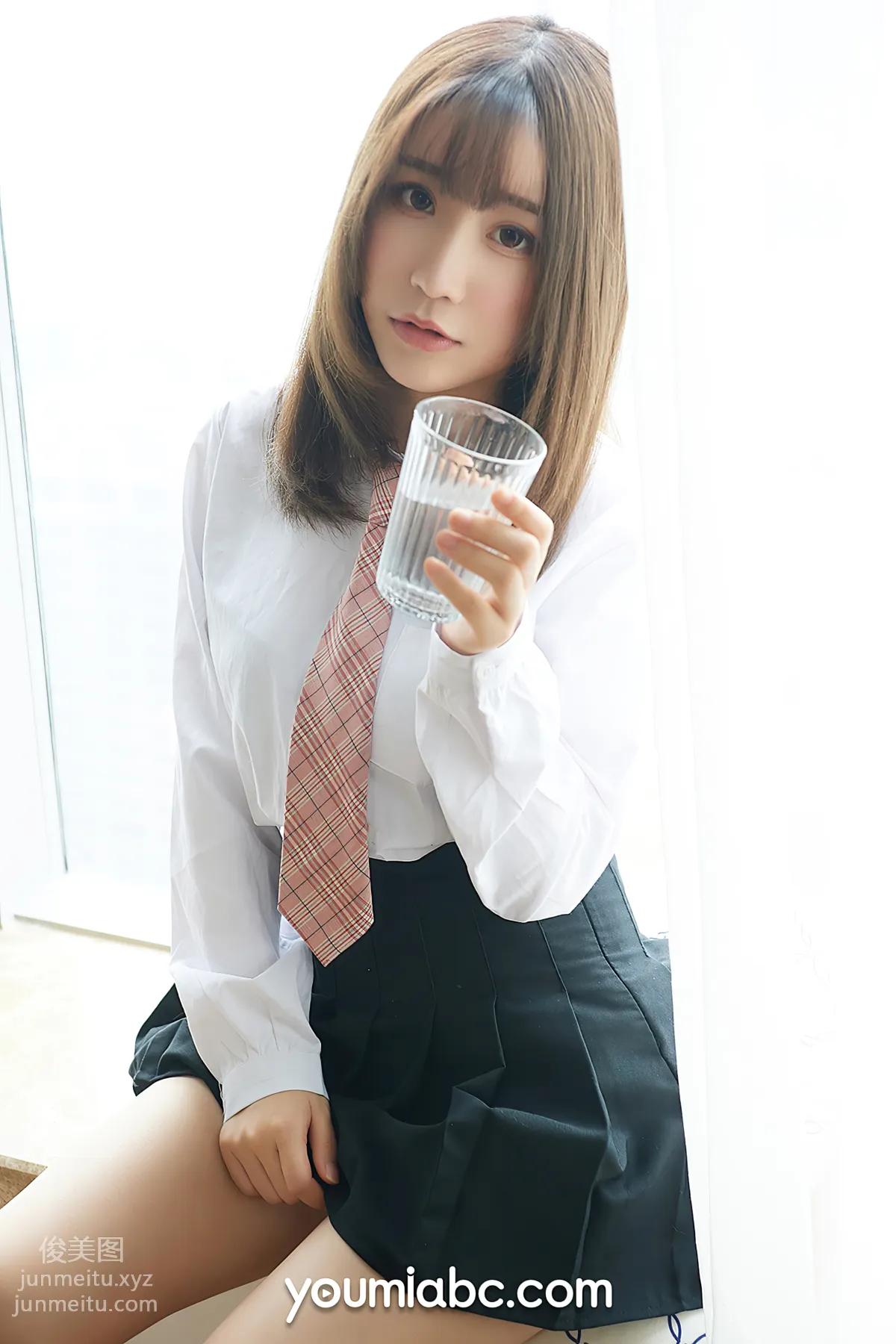 [YouMi尤蜜]2020.05.03 學生妹の制服誘惑 绯月櫻-Cherry[50P] 18