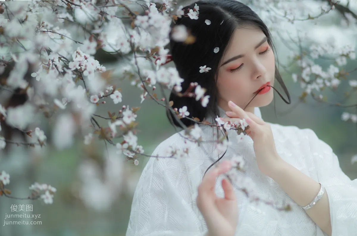 [YITUYU藝圖語]2021.12.31 杏花雨 晚晚 10