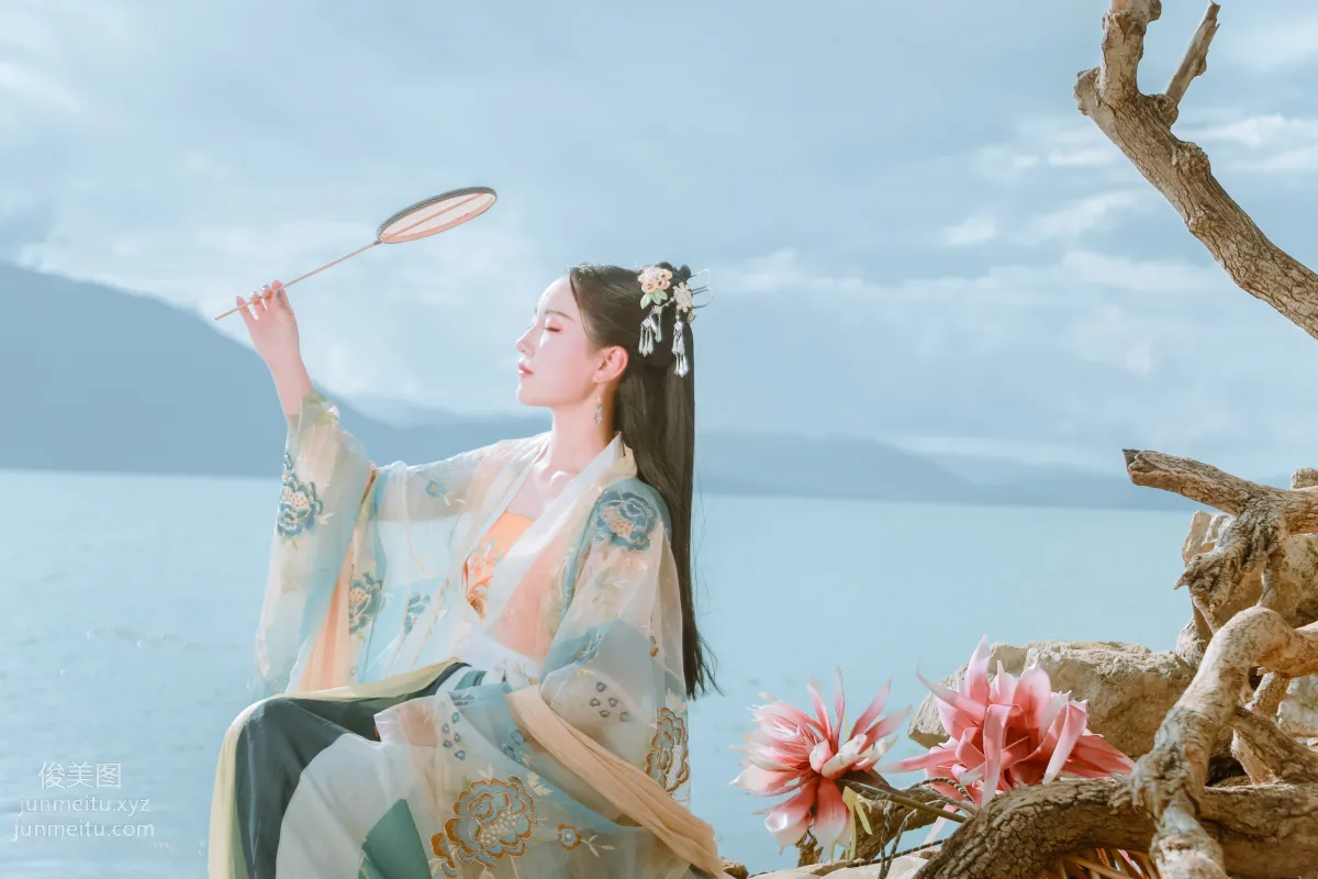 [YITUYU藝圖語]2022.01.29 清水出芙蓉 Julie 8