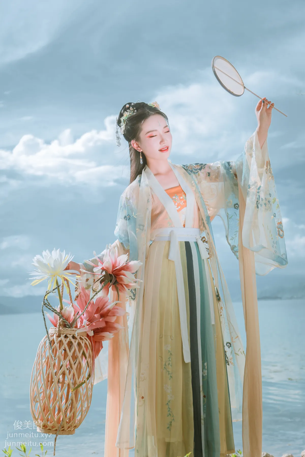 [YITUYU藝圖語]2022.01.29 清水出芙蓉 Julie 14