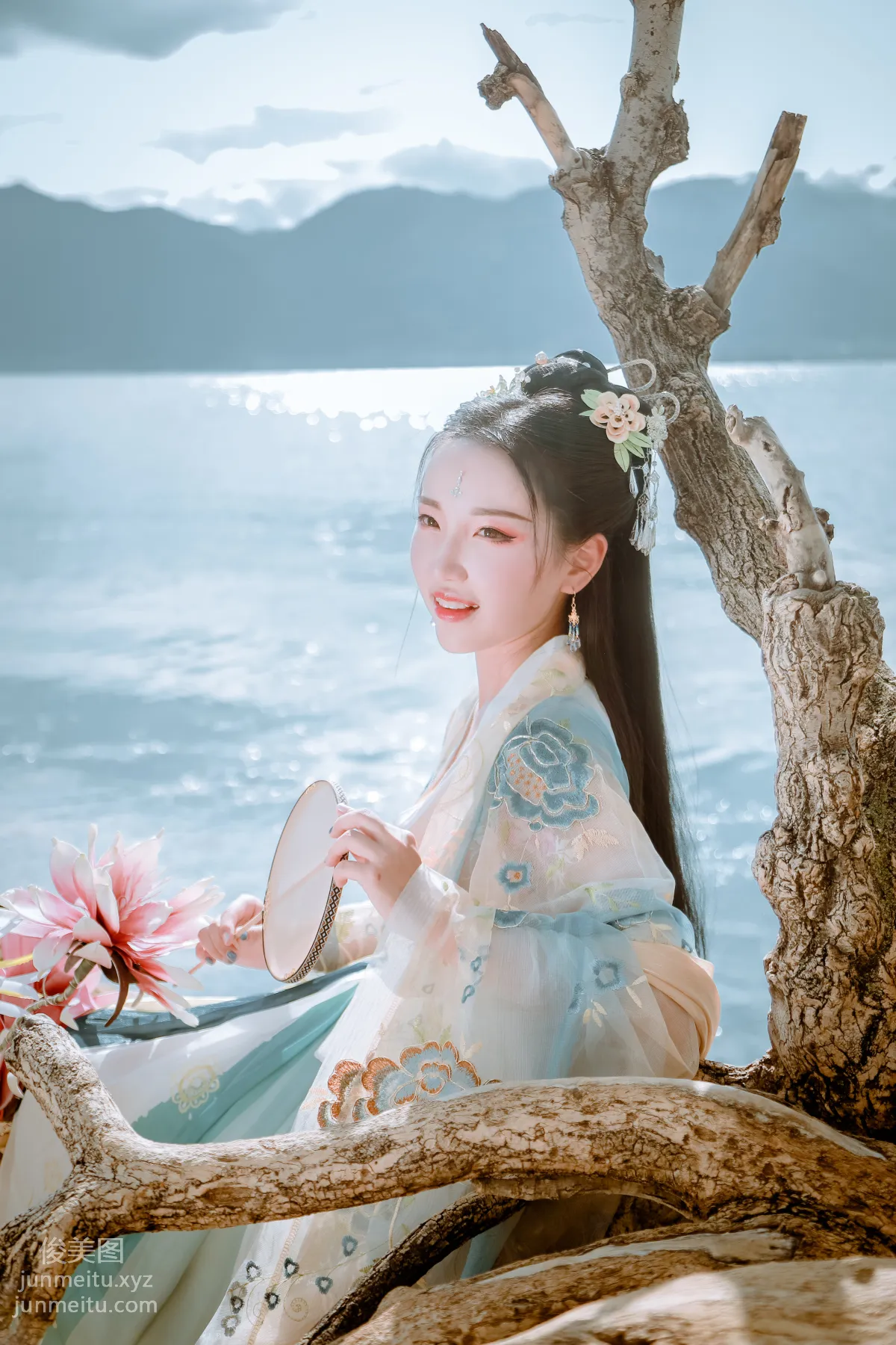 [YITUYU藝圖語]2022.01.29 清水出芙蓉 Julie 18
