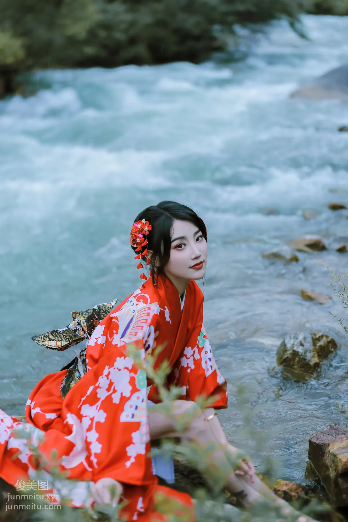 [YITUYU藝圖語]2022.02.01 青山綠水間 婷婷 9