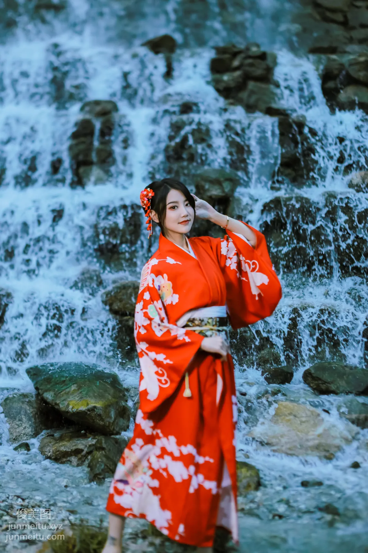 [YITUYU藝圖語]2022.02.01 青山綠水間 婷婷 15